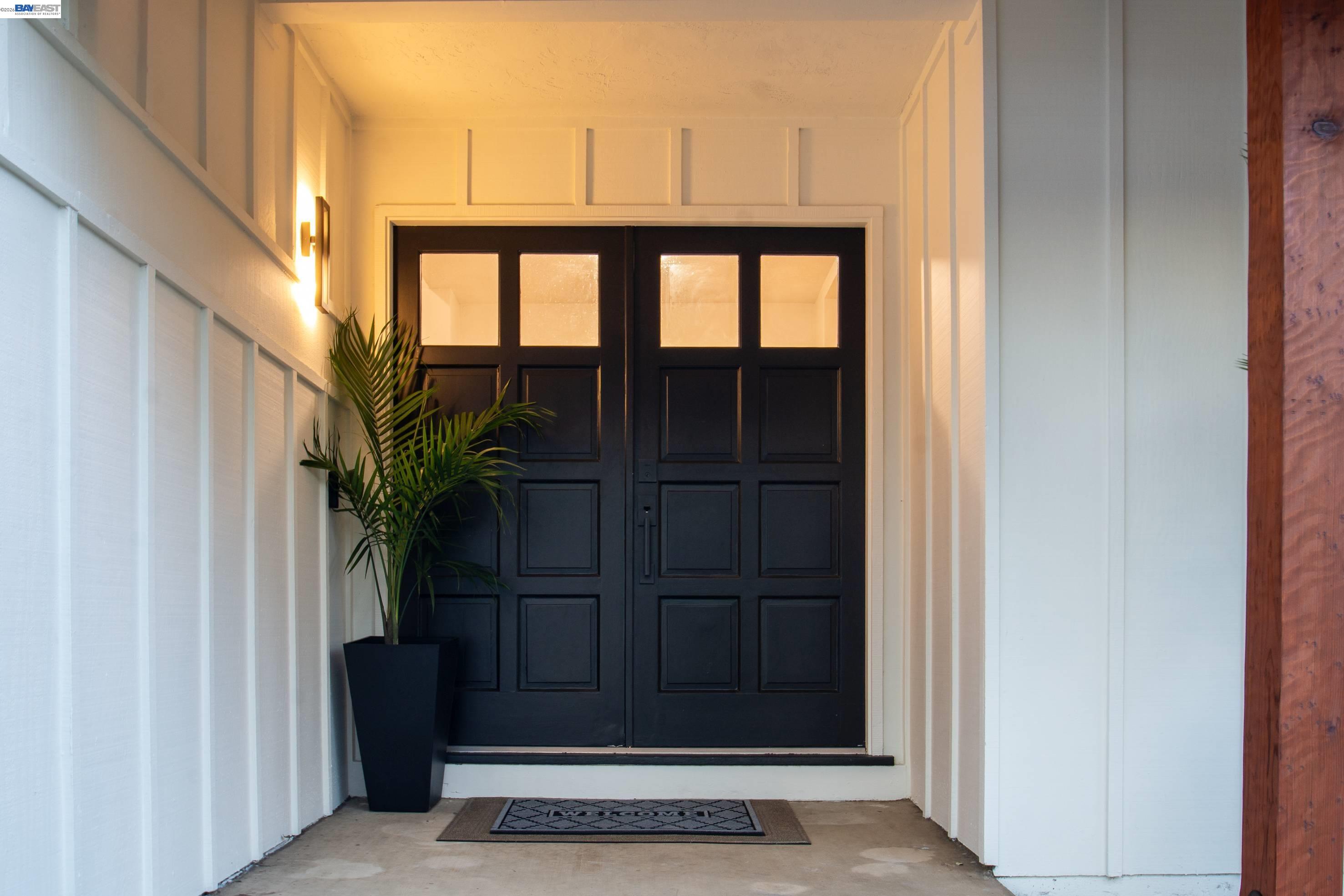 Detail Gallery Image 5 of 56 For 1230 Sargent Drive, Sunnyvale,  CA 94087 - 4 Beds | 2/1 Baths