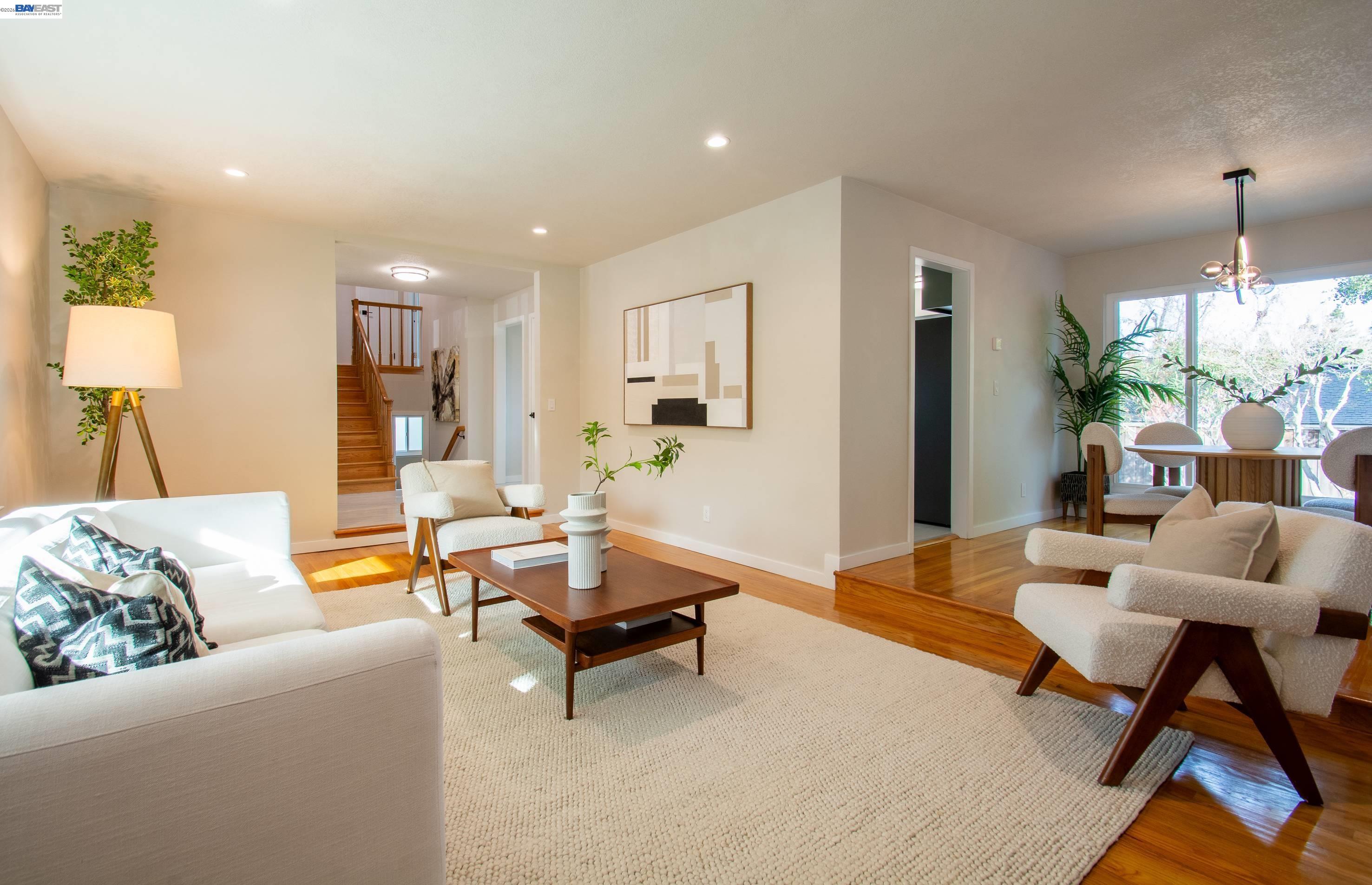 Detail Gallery Image 9 of 56 For 1230 Sargent Drive, Sunnyvale,  CA 94087 - 4 Beds | 2/1 Baths