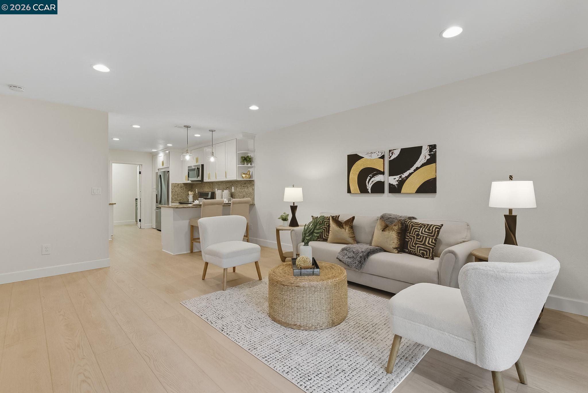 Photo #15: 41125997 Listing: Photo #15