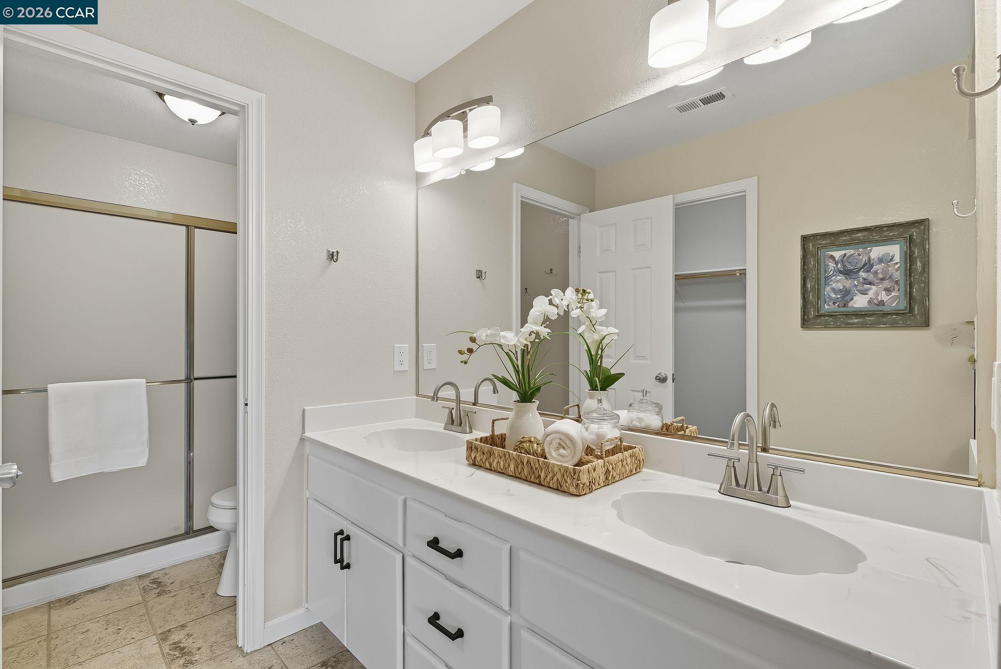 Photo #21: 41125997 Listing: Photo #21