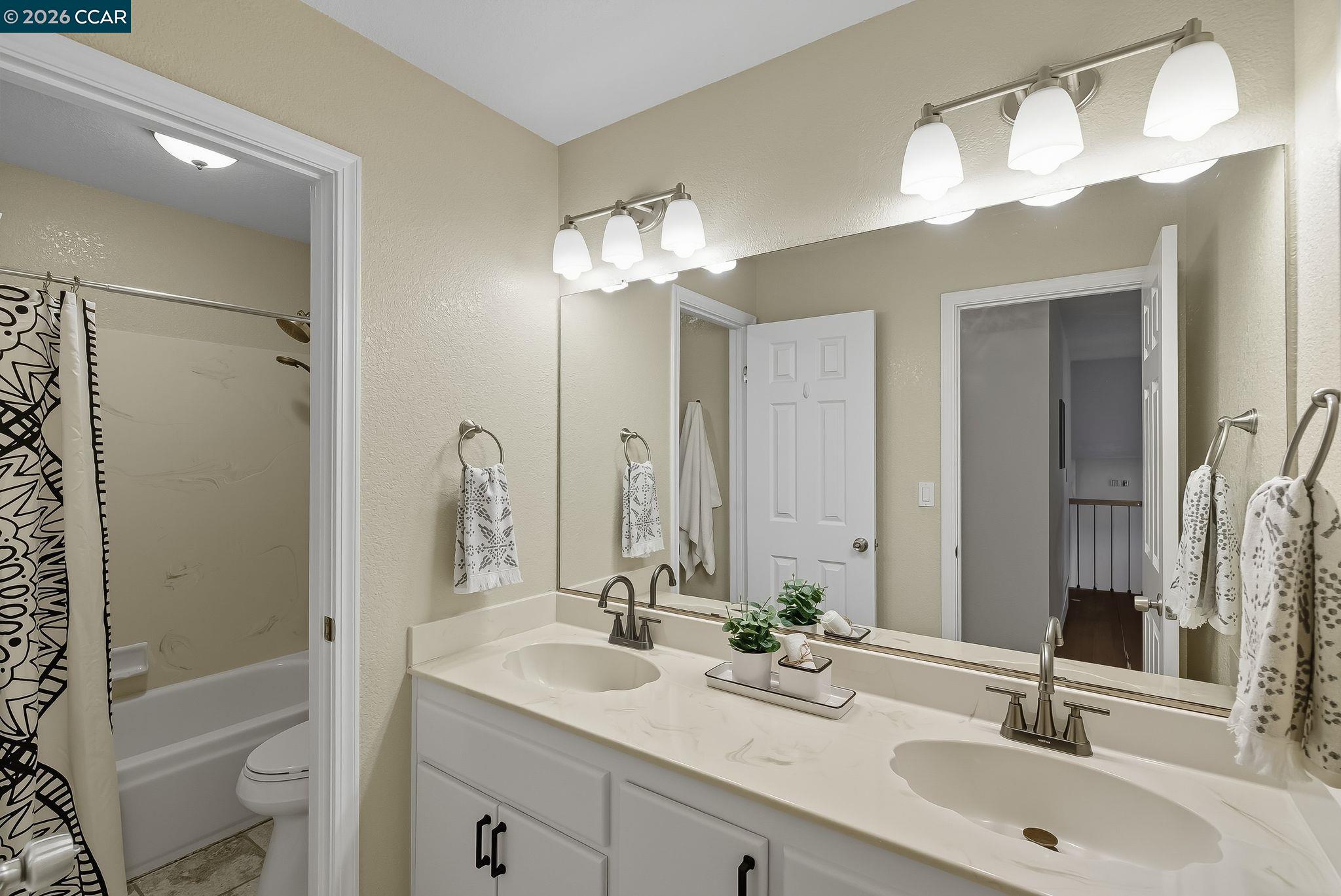 Photo #22: 41125997 Listing: Photo #22