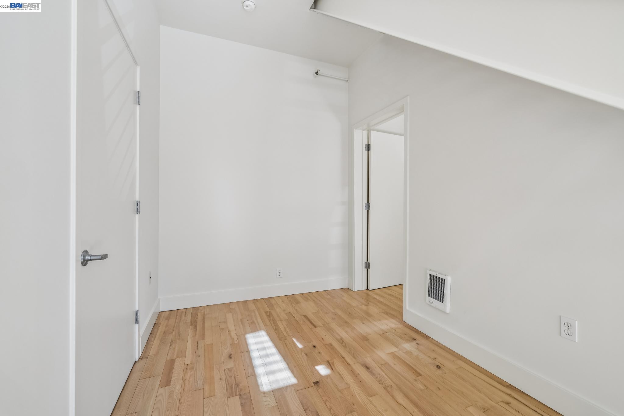 Photo #18: 41125998 Listing: Photo #18