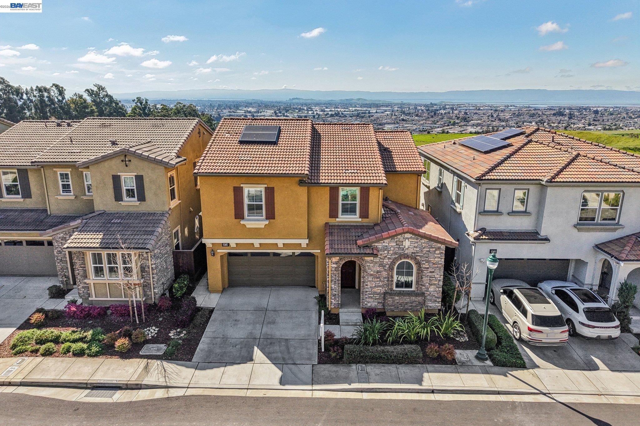 Detail Gallery Image 36 of 46 For 28719 Vista Grande Dr, Hayward,  CA 94544 - 5 Beds | 3 Baths