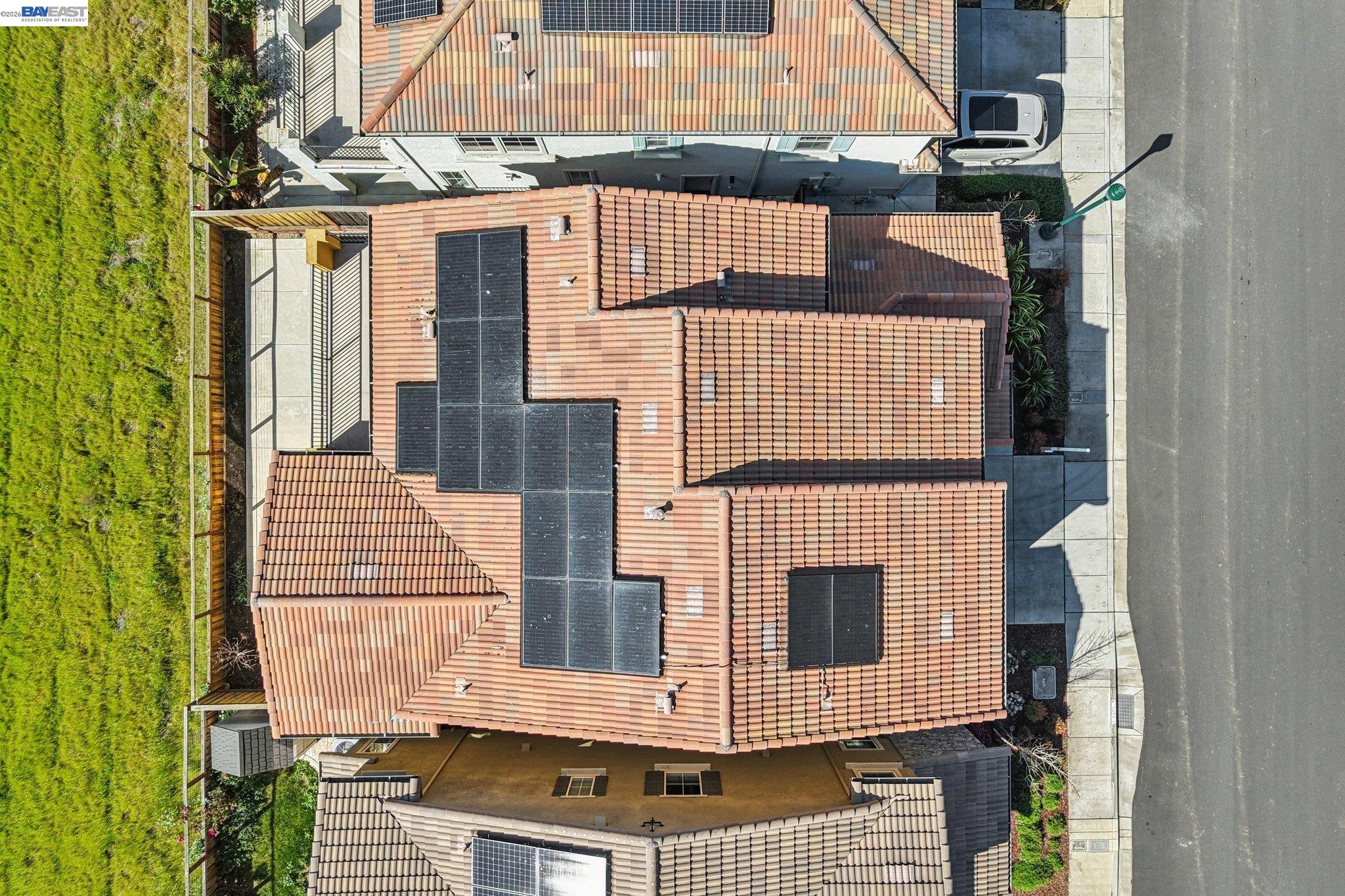 Detail Gallery Image 38 of 46 For 28719 Vista Grande Dr, Hayward,  CA 94544 - 5 Beds | 3 Baths