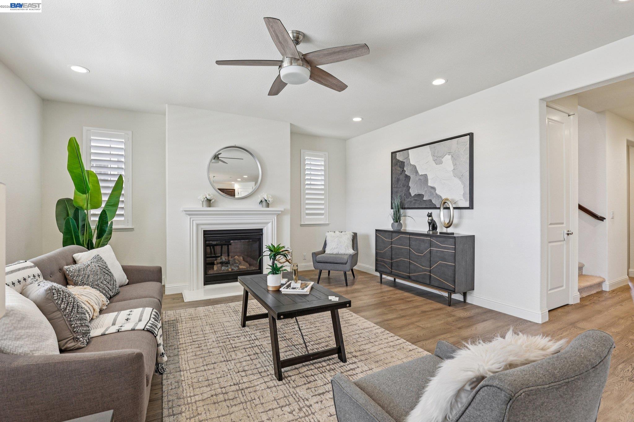 Detail Gallery Image 6 of 46 For 28719 Vista Grande Dr, Hayward,  CA 94544 - 5 Beds | 3 Baths