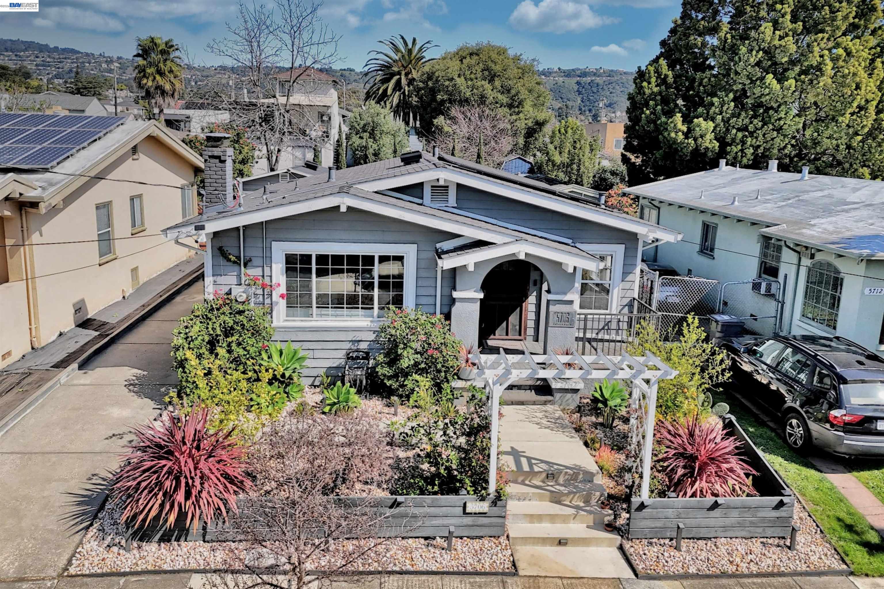 Detail Gallery Image 3 of 44 For 5706 Brookdale Ave, Oakland,  CA 94605 - 1 Beds | 1 Baths