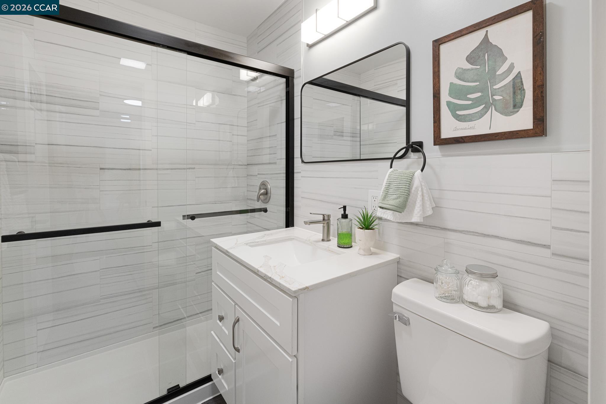 Detail Gallery Image 15 of 33 For 4216 Irene Dr, Martinez,  CA 94553 - 3 Beds | 1 Baths