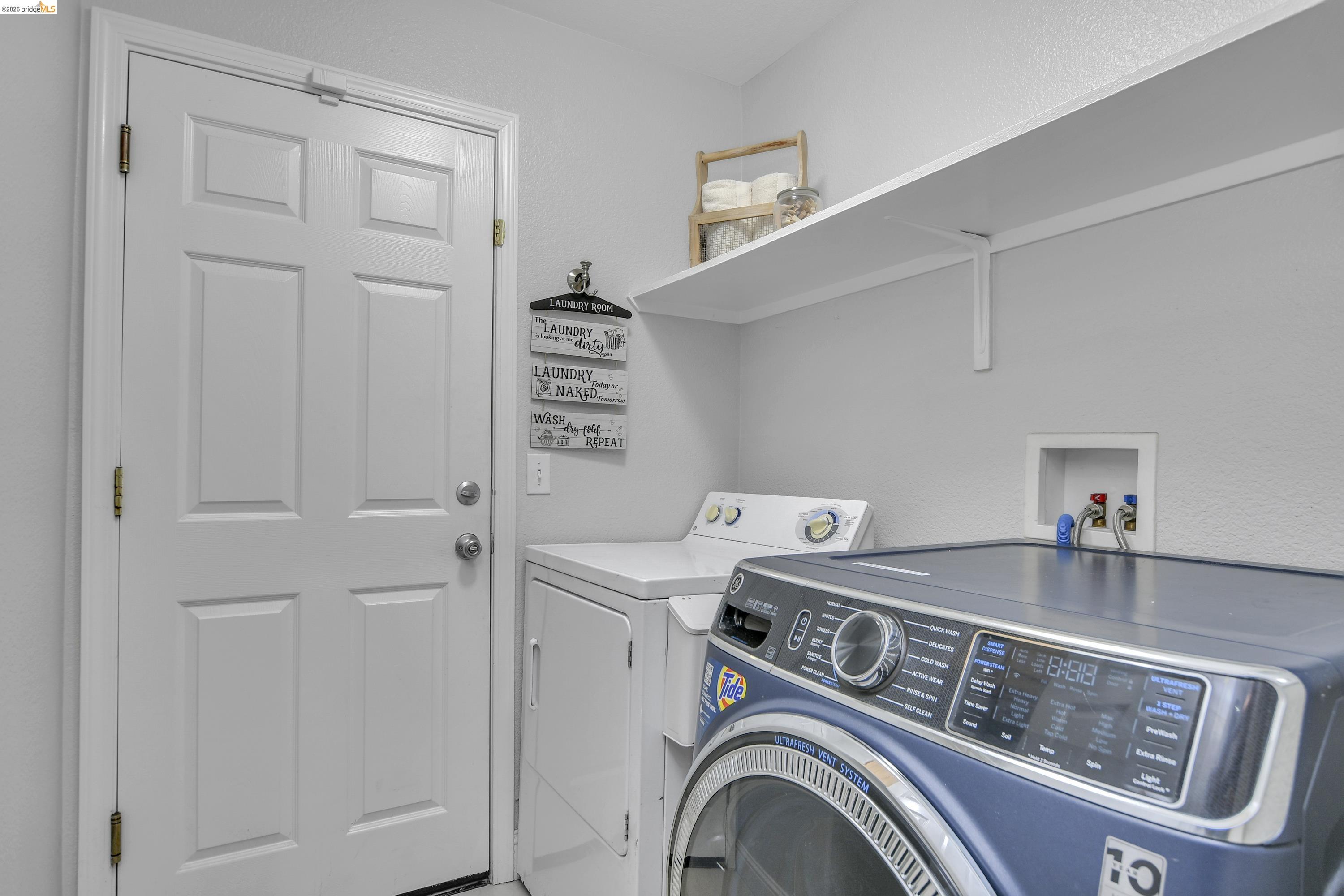 Detail Gallery Image 12 of 40 For 34 Fuller Ct, Oakley,  CA 94561 - 5 Beds | 3/1 Baths