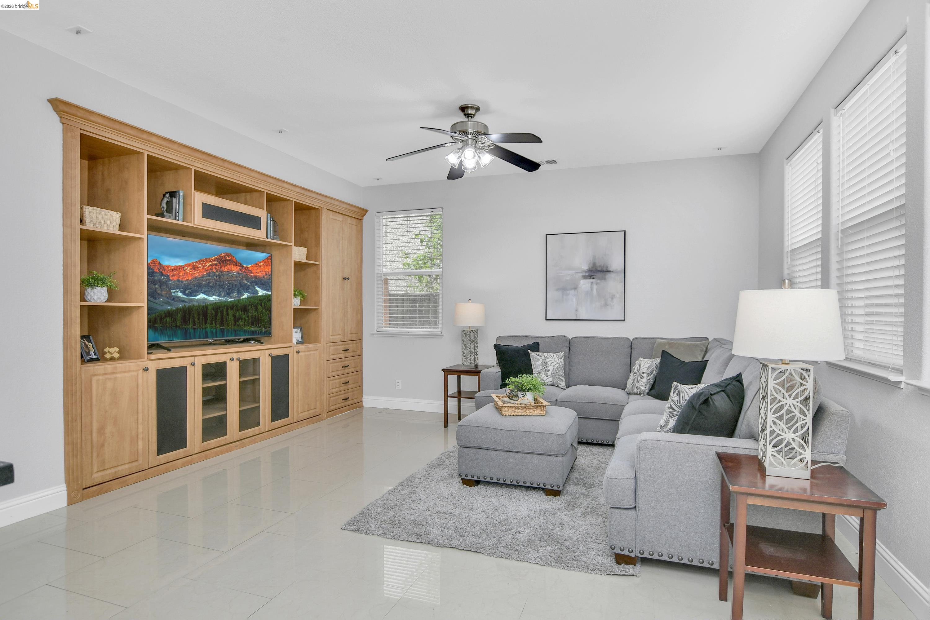 Detail Gallery Image 7 of 40 For 34 Fuller Ct, Oakley,  CA 94561 - 5 Beds | 3/1 Baths