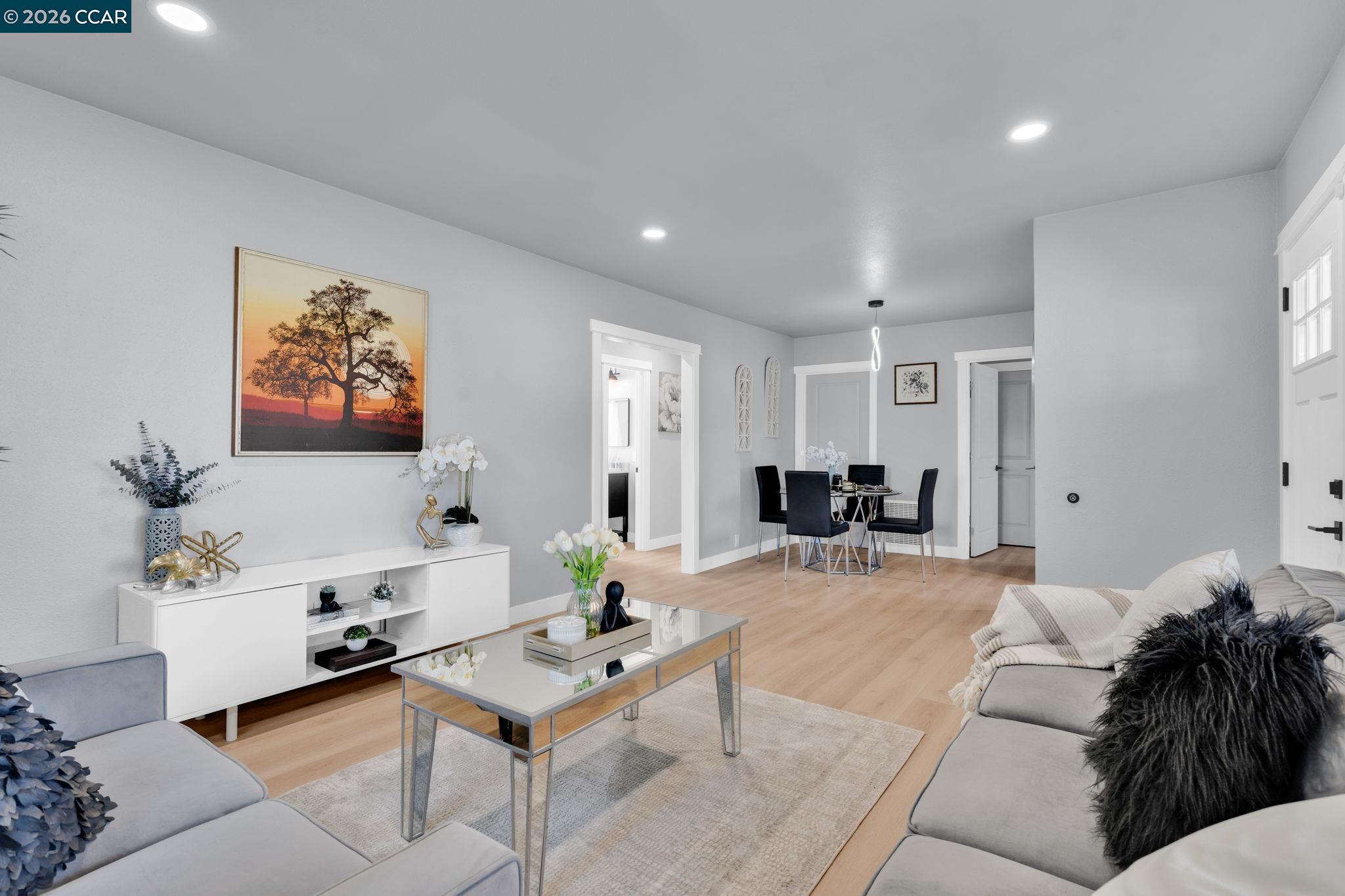 Detail Gallery Image 12 of 39 For 129 Revere St, Vallejo,  CA 94591 - 3 Beds | 1 Baths