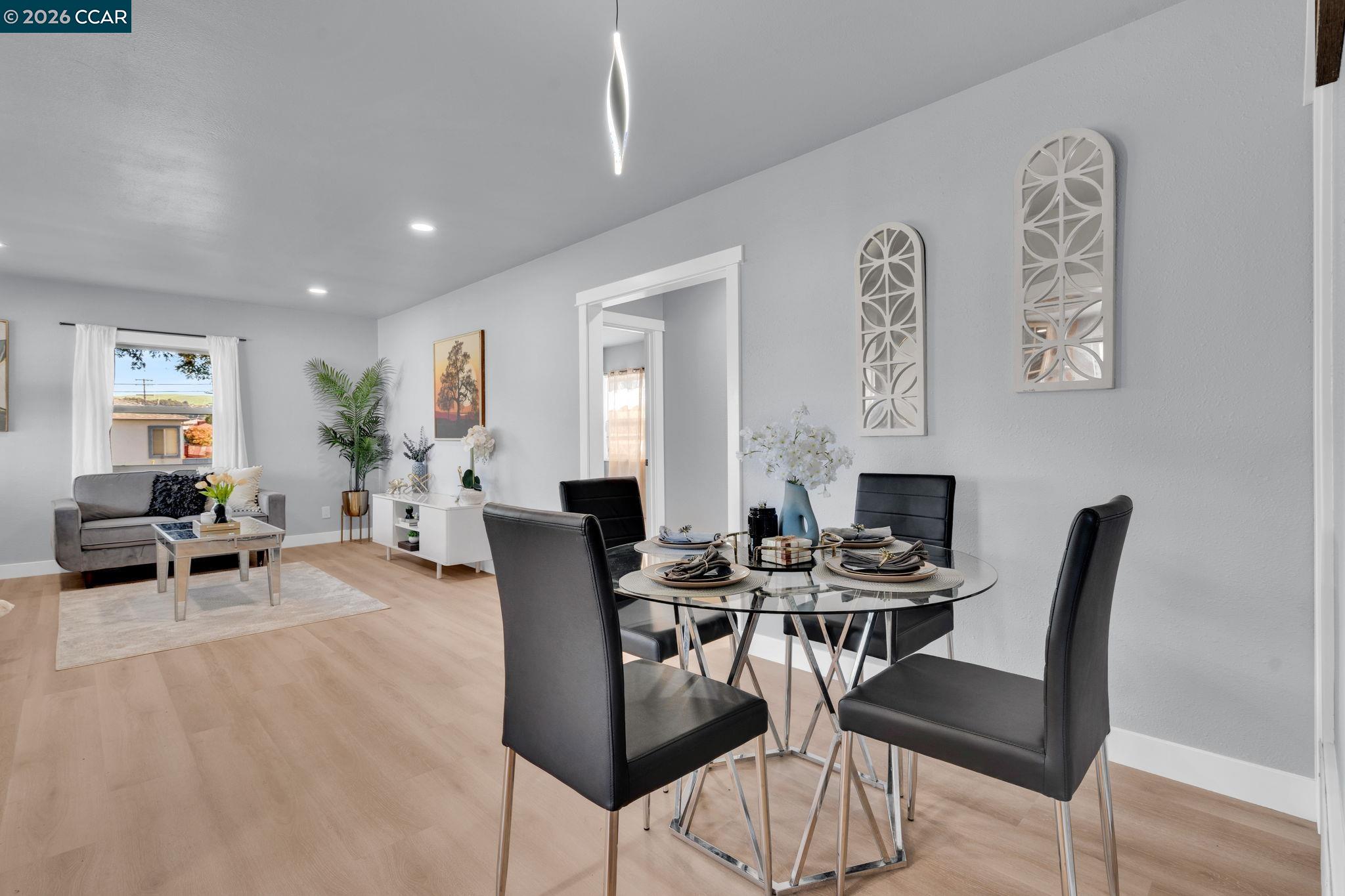 Detail Gallery Image 15 of 39 For 129 Revere St, Vallejo,  CA 94591 - 3 Beds | 1 Baths