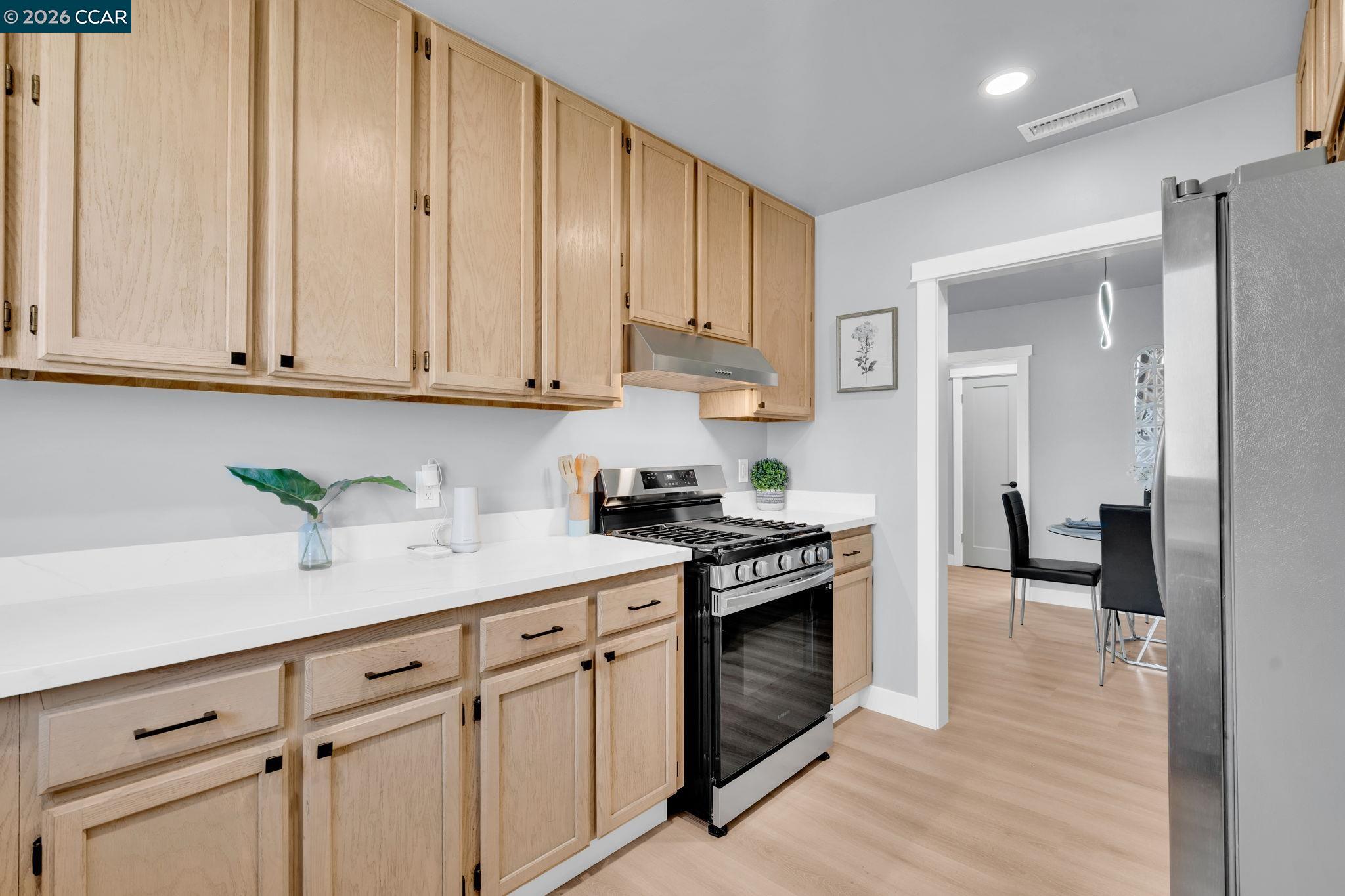 Detail Gallery Image 18 of 39 For 129 Revere St, Vallejo,  CA 94591 - 3 Beds | 1 Baths