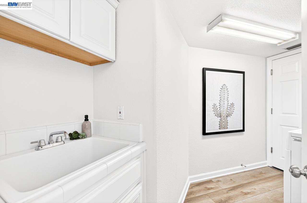 Detail Gallery Image 26 of 54 For 2027 Calle Ricardo, Pleasanton,  CA 94566 - 4 Beds | 3 Baths