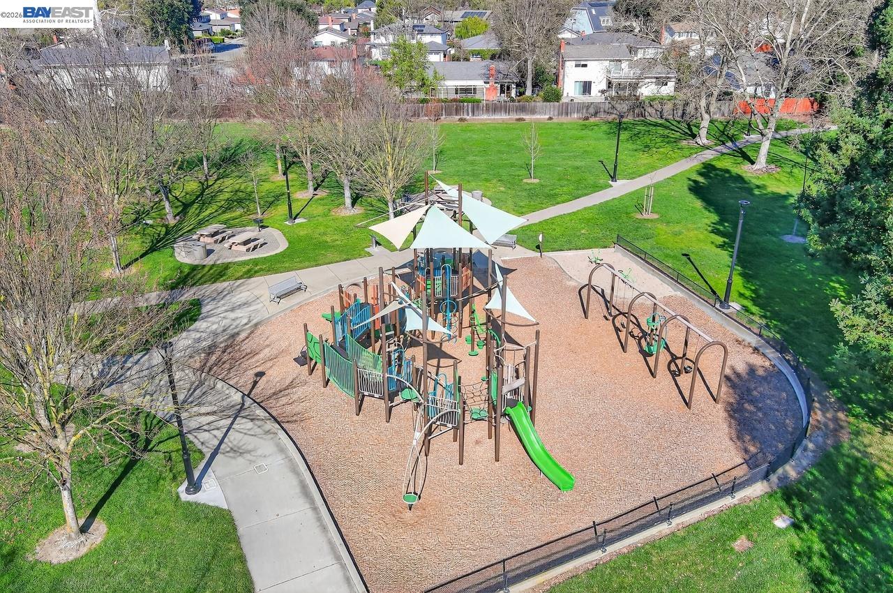 Detail Gallery Image 49 of 54 For 2027 Calle Ricardo, Pleasanton,  CA 94566 - 4 Beds | 3 Baths