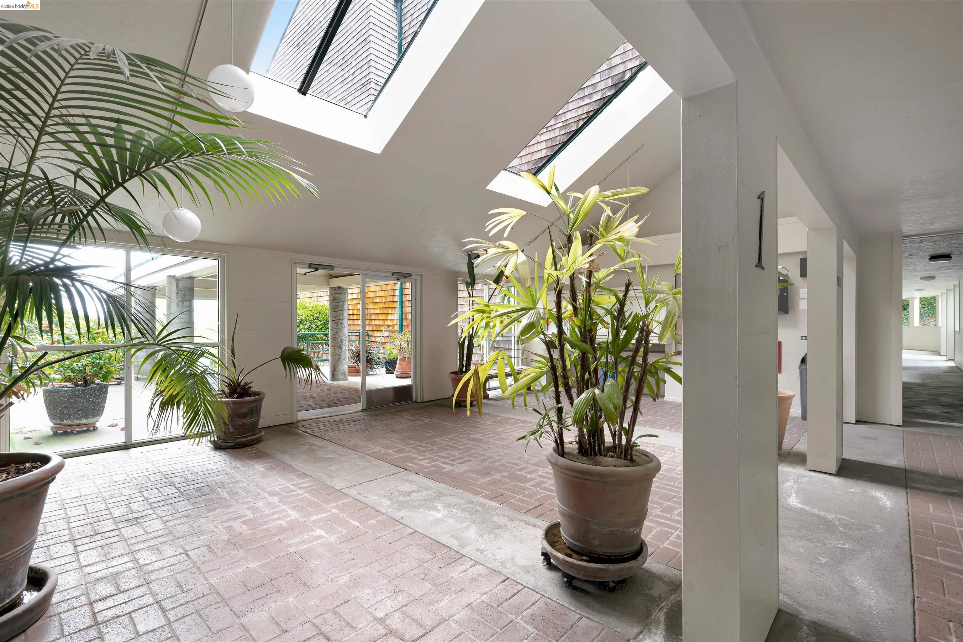 Detail Gallery Image 29 of 45 For 1200 Brickyard Way #412,  Richmond,  CA 94801 - 1 Beds | 1 Baths