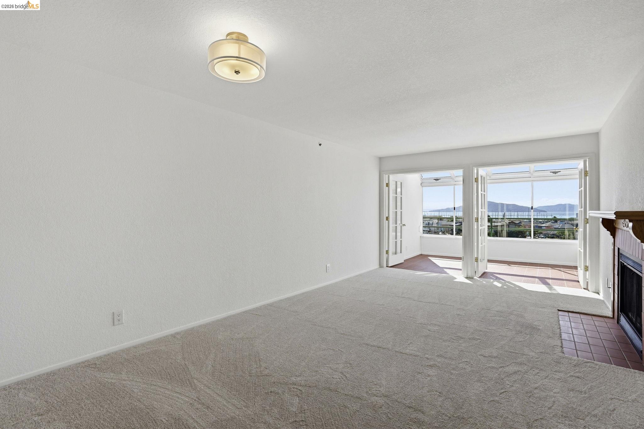 Photo #5: 41126008 Listing: Photo #5