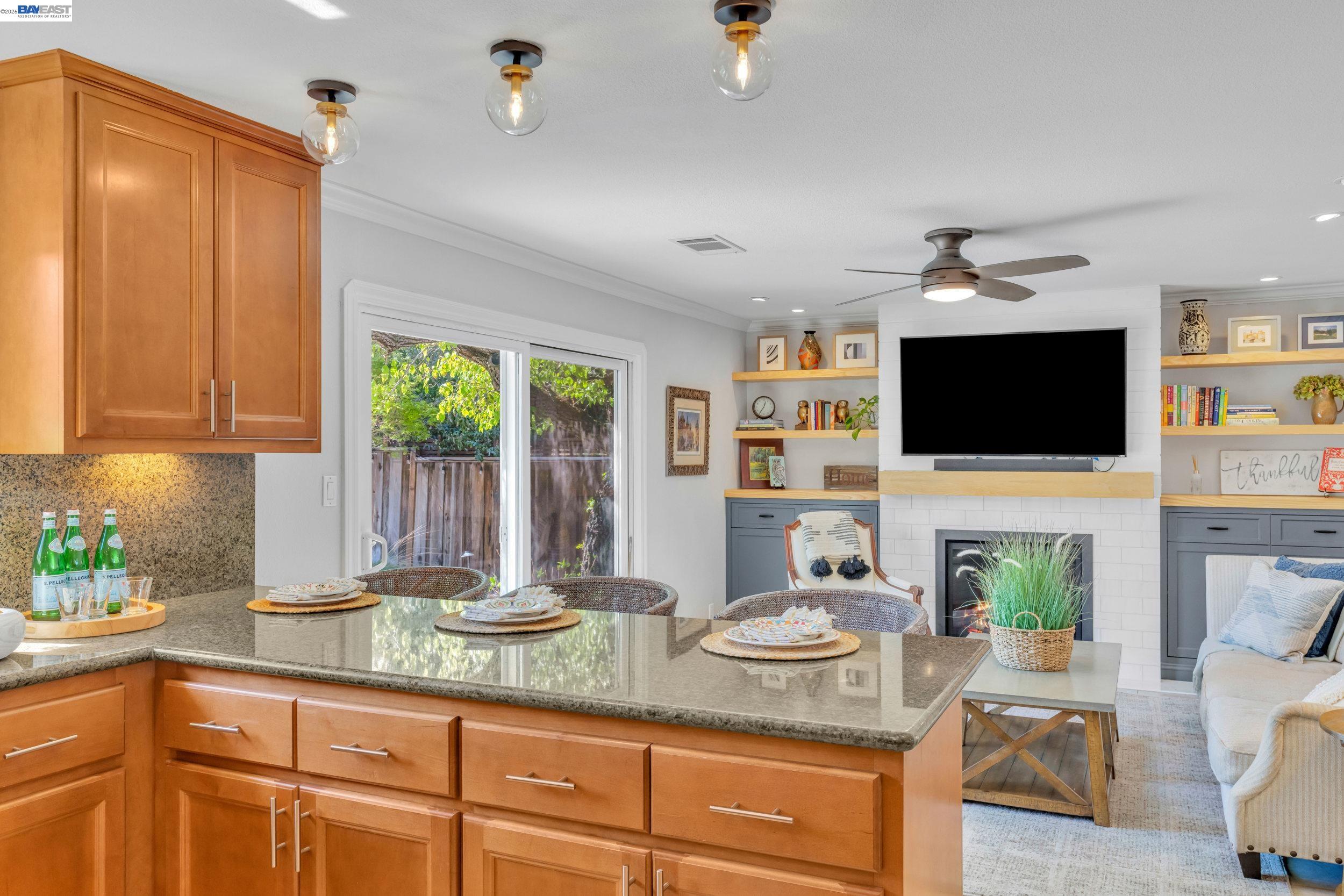 Detail Gallery Image 12 of 34 For 2070 Raven Rd, Pleasanton,  CA 94566 - 4 Beds | 2 Baths