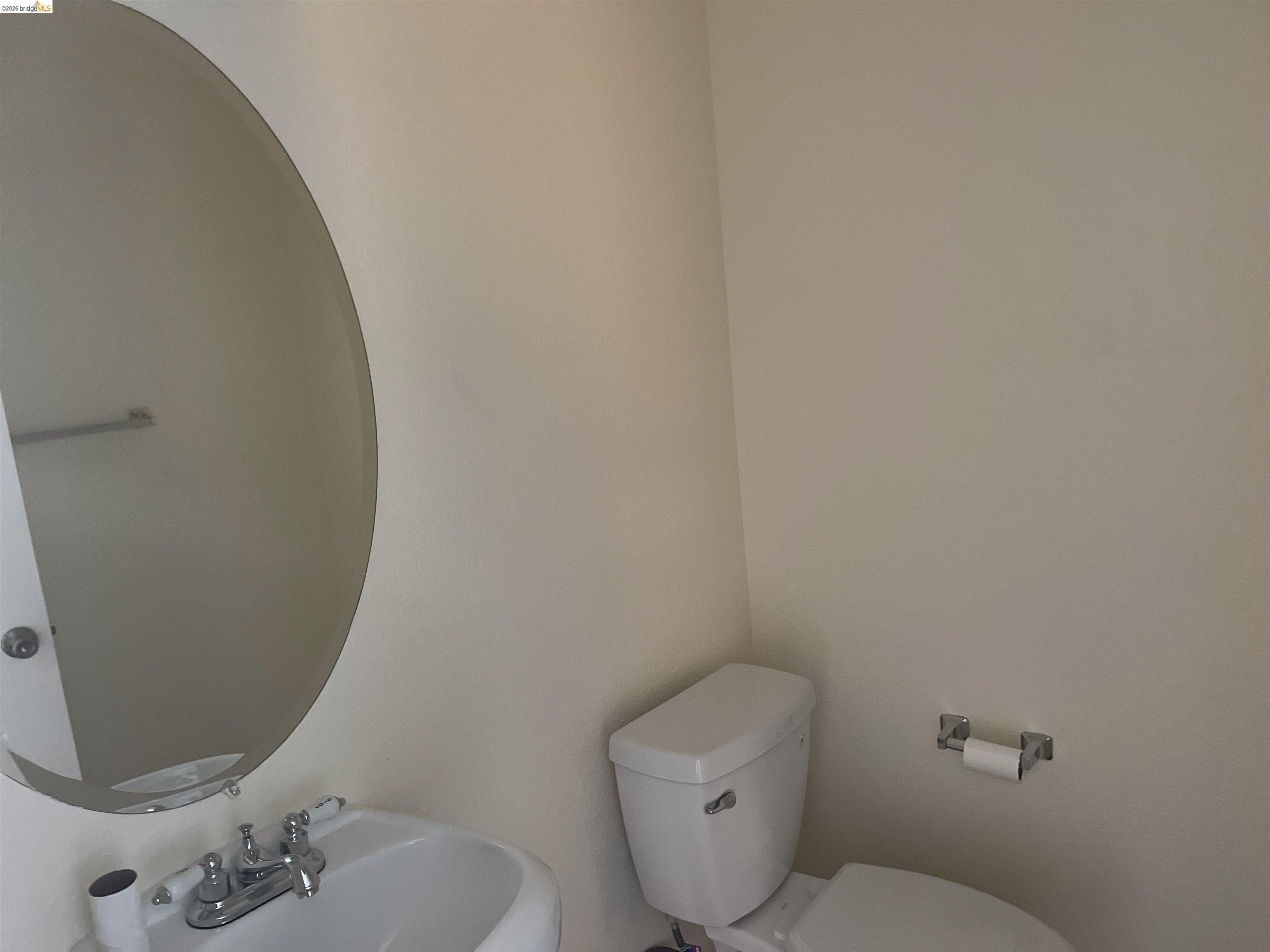 Detail Gallery Image 10 of 15 For 2469 Sparrow Ct, Antioch,  CA 94531 - 6 Beds | 4/1 Baths