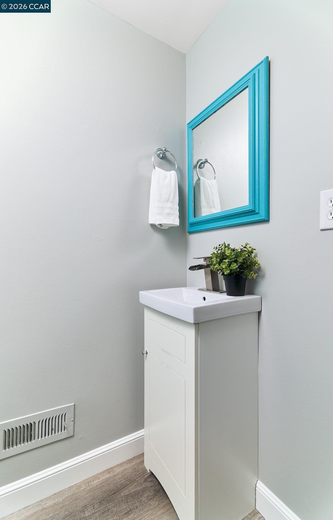 Detail Gallery Image 33 of 43 For 23 Capistrano Ct, Clayton,  CA 94517 - 4 Beds | 2/1 Baths