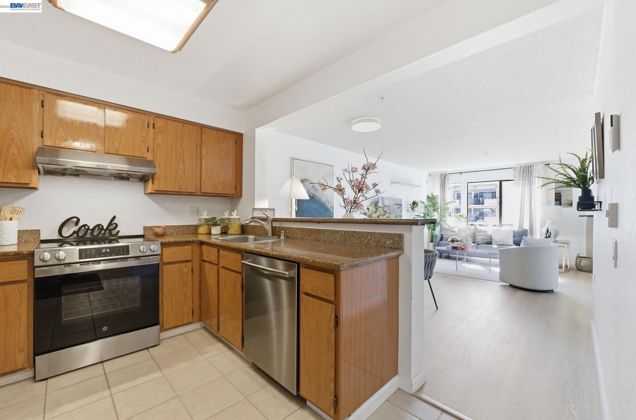 Photo #4: 41126014 Listing: Photo #4