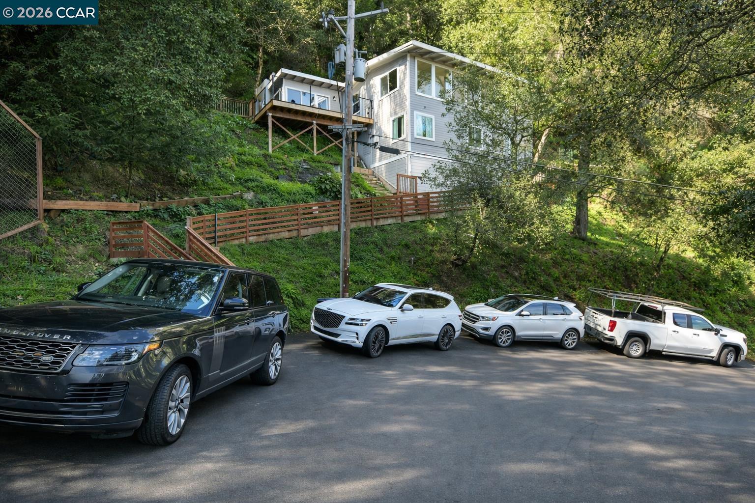 Detail Gallery Image 35 of 40 For 421 Rose Ave, Mill Valley,  CA 94941 - 3 Beds | 2 Baths