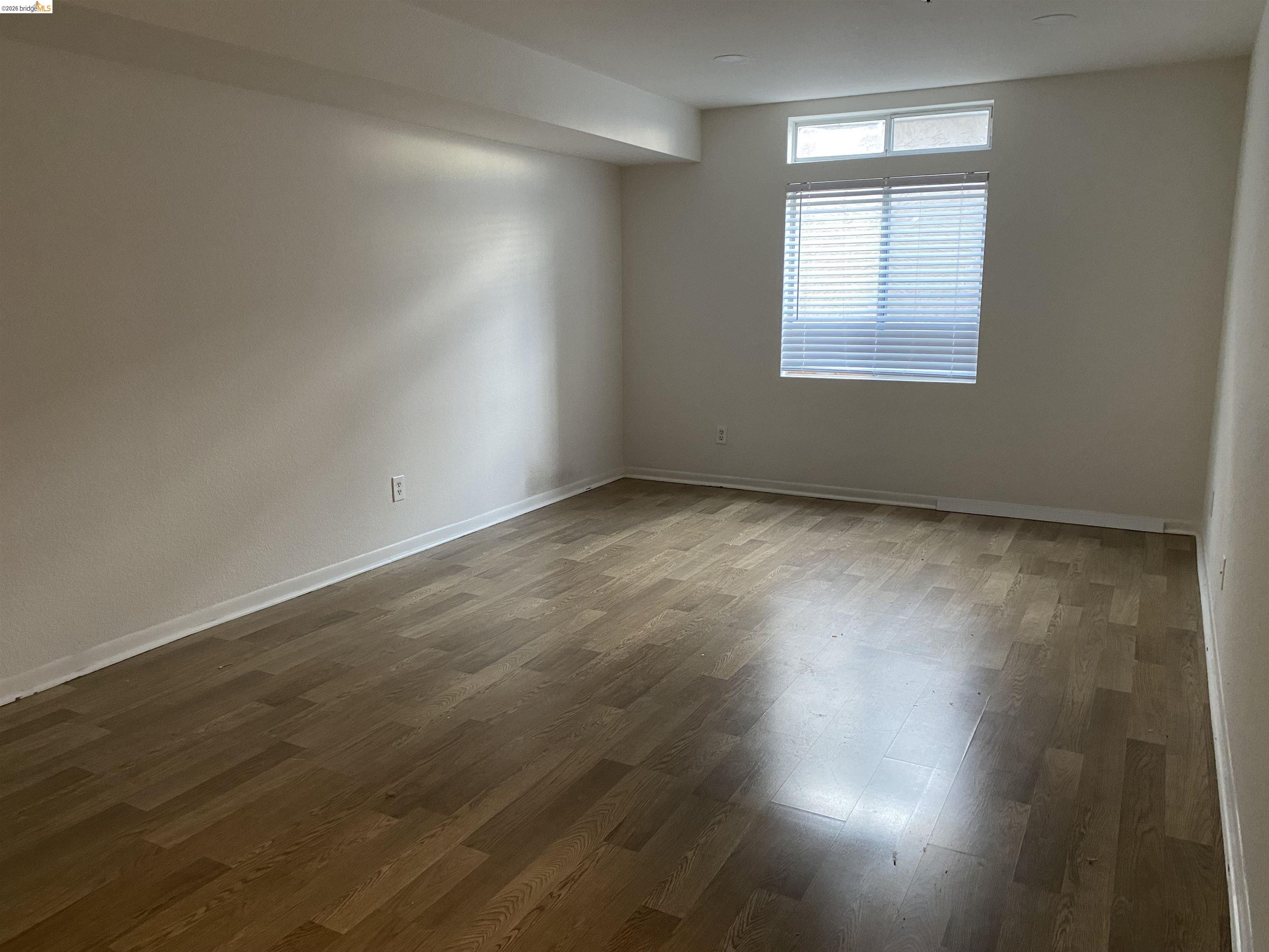 Detail Gallery Image 8 of 17 For 535 Pierce St #1114,  Albany,  CA 94706 - 2 Beds | 2 Baths