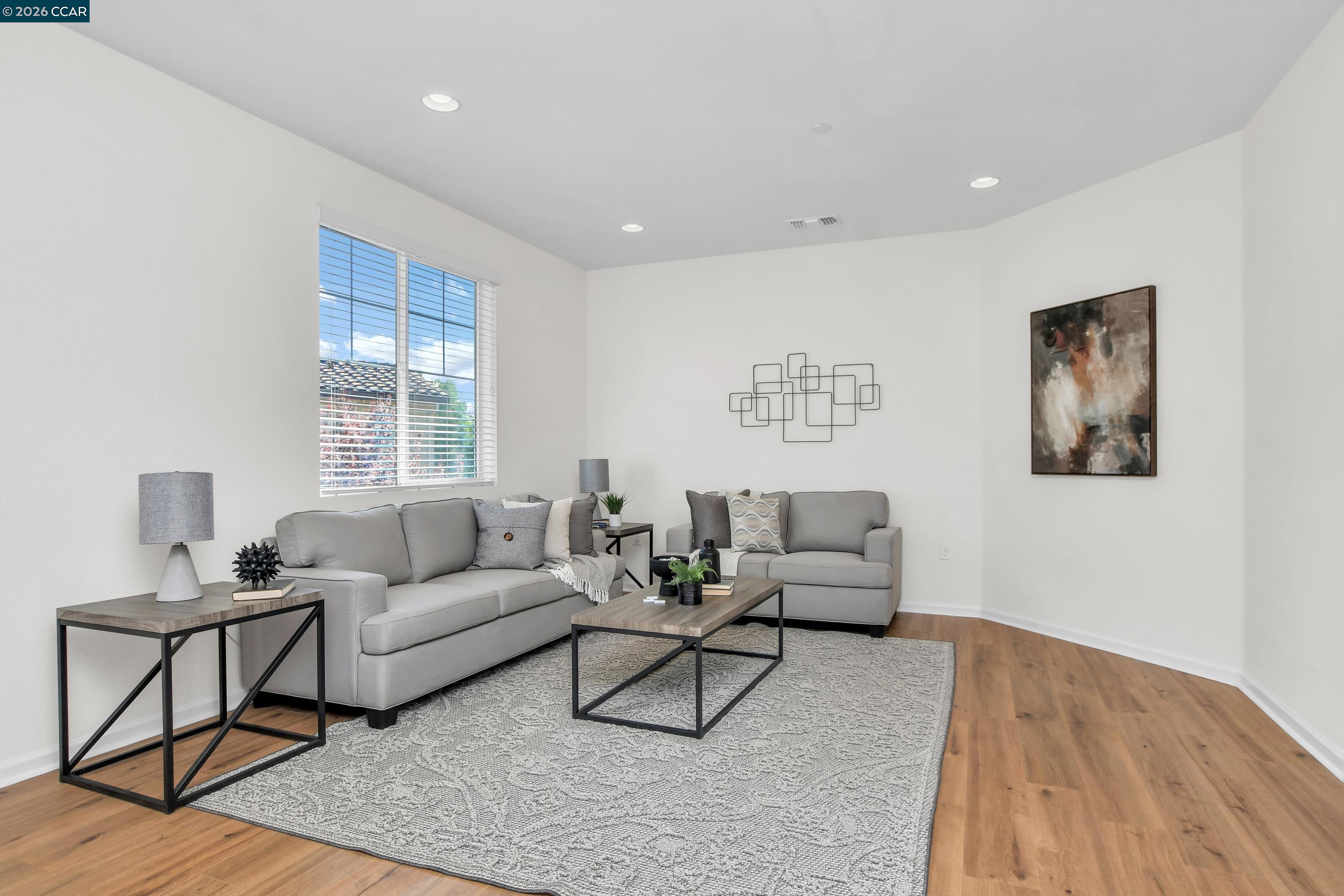 Detail Gallery Image 17 of 42 For 4790 Hawkins St, Antioch,  CA 94531 - 4 Beds | 3 Baths