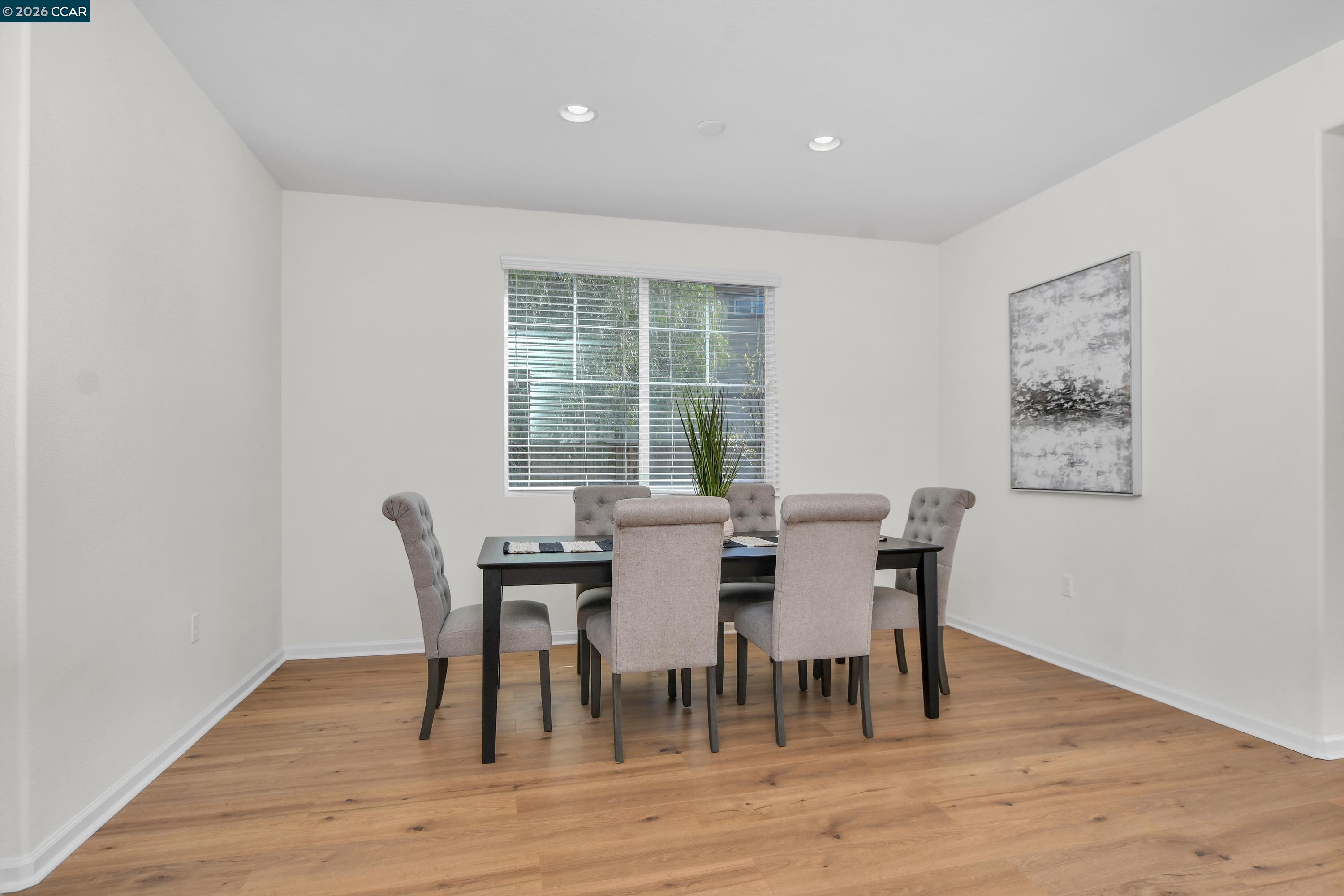 Detail Gallery Image 5 of 42 For 4790 Hawkins St, Antioch,  CA 94531 - 4 Beds | 3 Baths