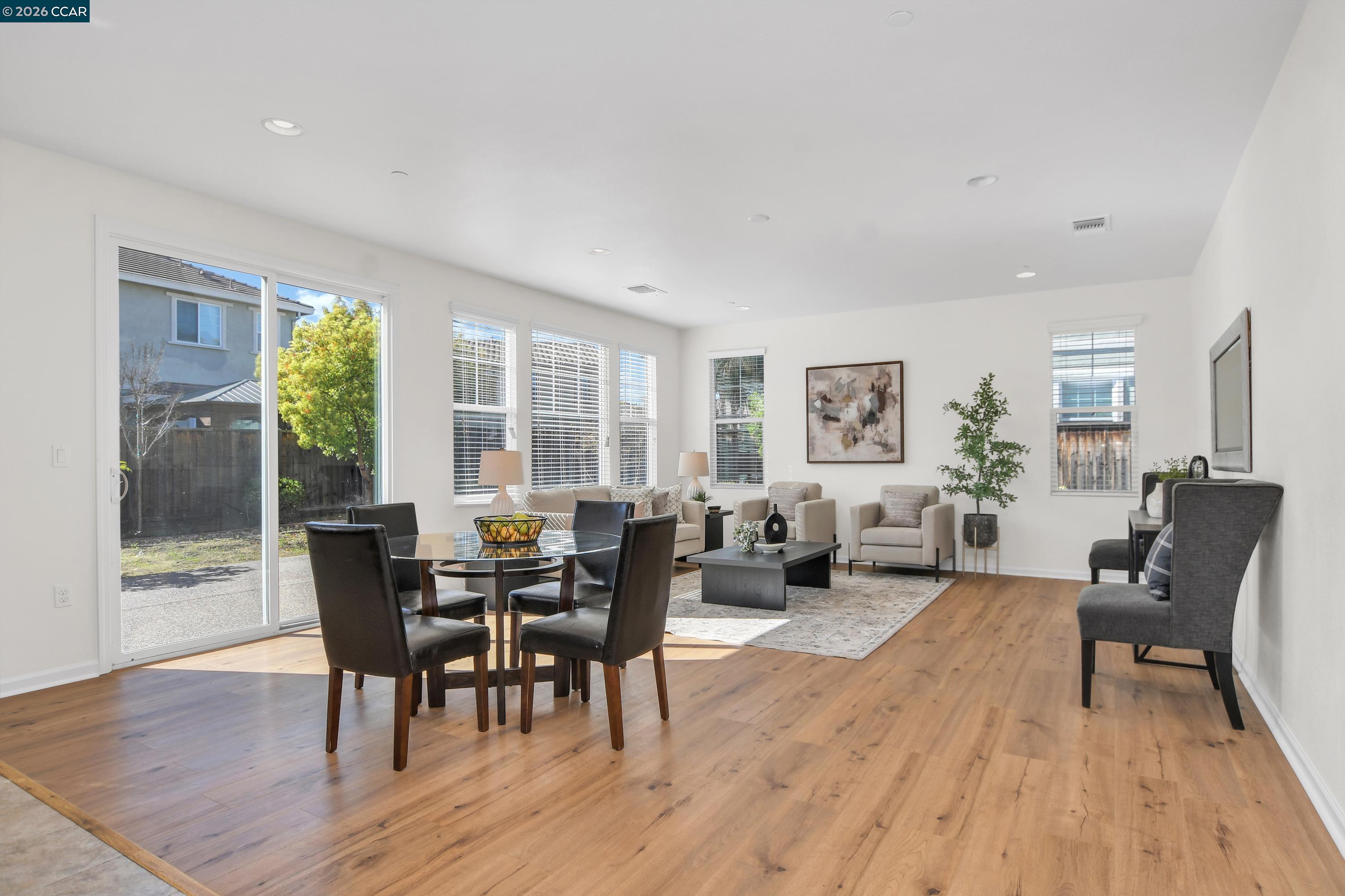 Detail Gallery Image 6 of 42 For 4790 Hawkins St, Antioch,  CA 94531 - 4 Beds | 3 Baths