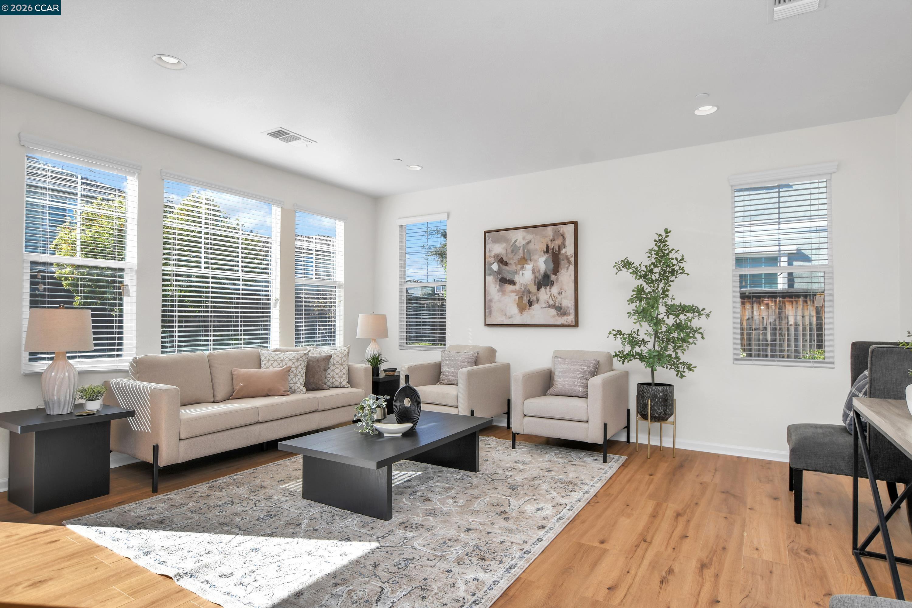 Detail Gallery Image 7 of 42 For 4790 Hawkins St, Antioch,  CA 94531 - 4 Beds | 3 Baths