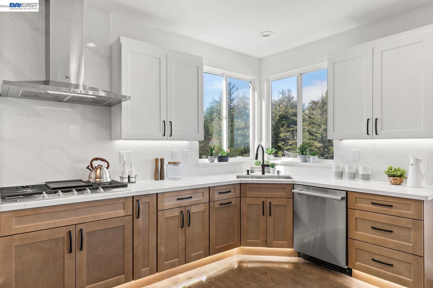 Detail Gallery Image 21 of 54 For 1048 Peppermill Ct, Concord,  CA 94518 - 5 Beds | 3 Baths