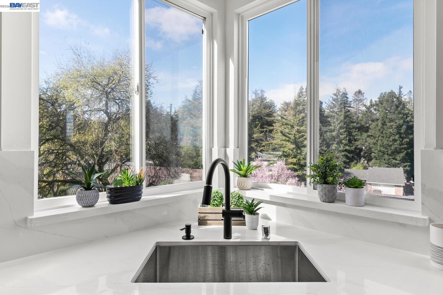 Detail Gallery Image 23 of 54 For 1048 Peppermill Ct, Concord,  CA 94518 - 5 Beds | 3 Baths