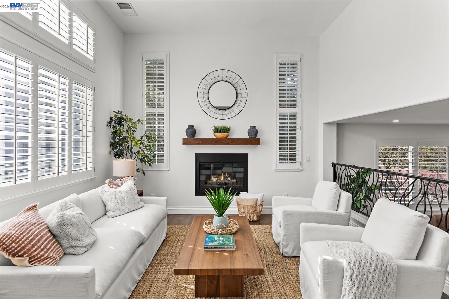 Detail Gallery Image 6 of 54 For 1048 Peppermill Ct, Concord,  CA 94518 - 5 Beds | 3 Baths