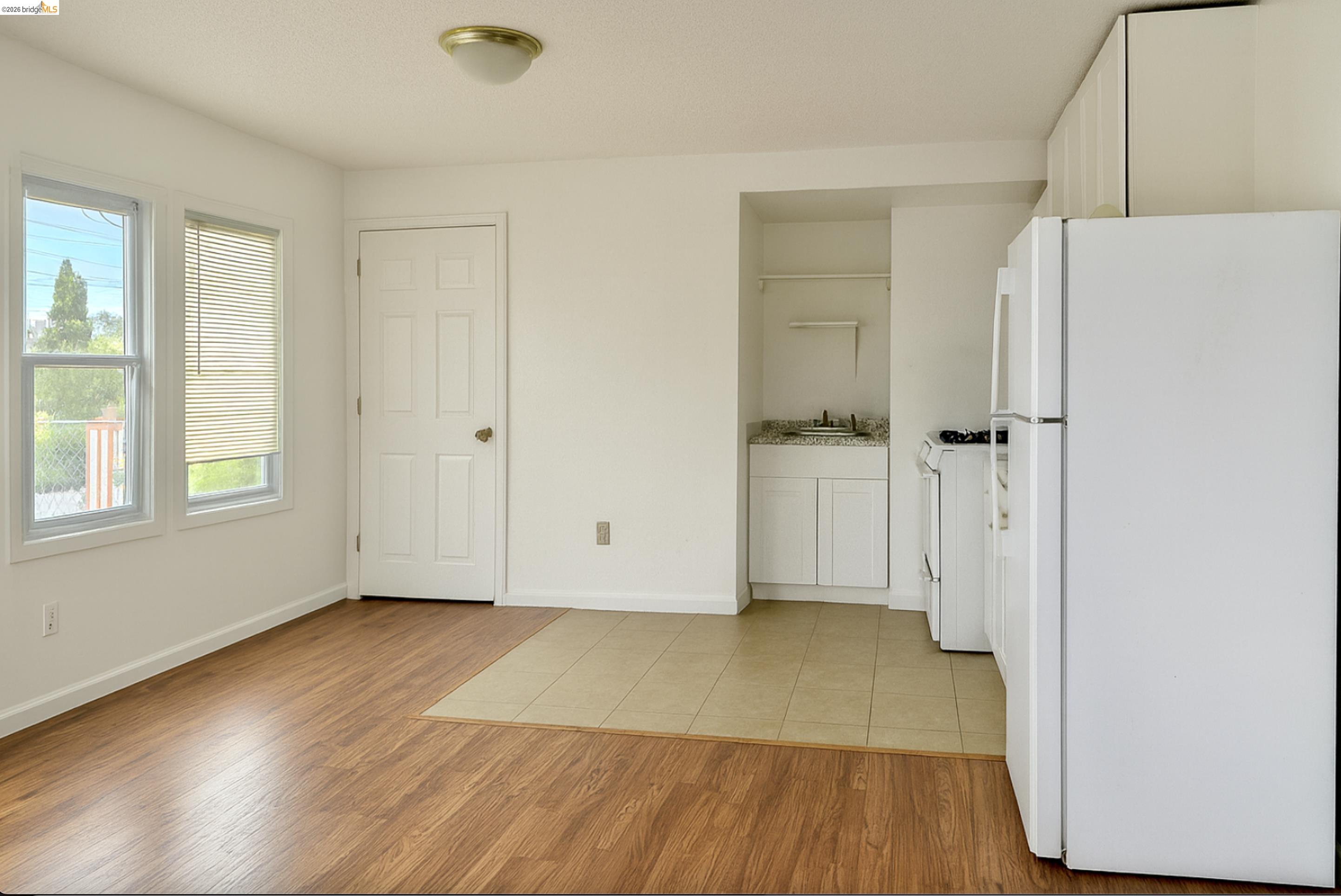 Detail Gallery Image 10 of 15 For 121 Lincoln Rd, Vallejo,  CA 94590 - – Beds | – Baths