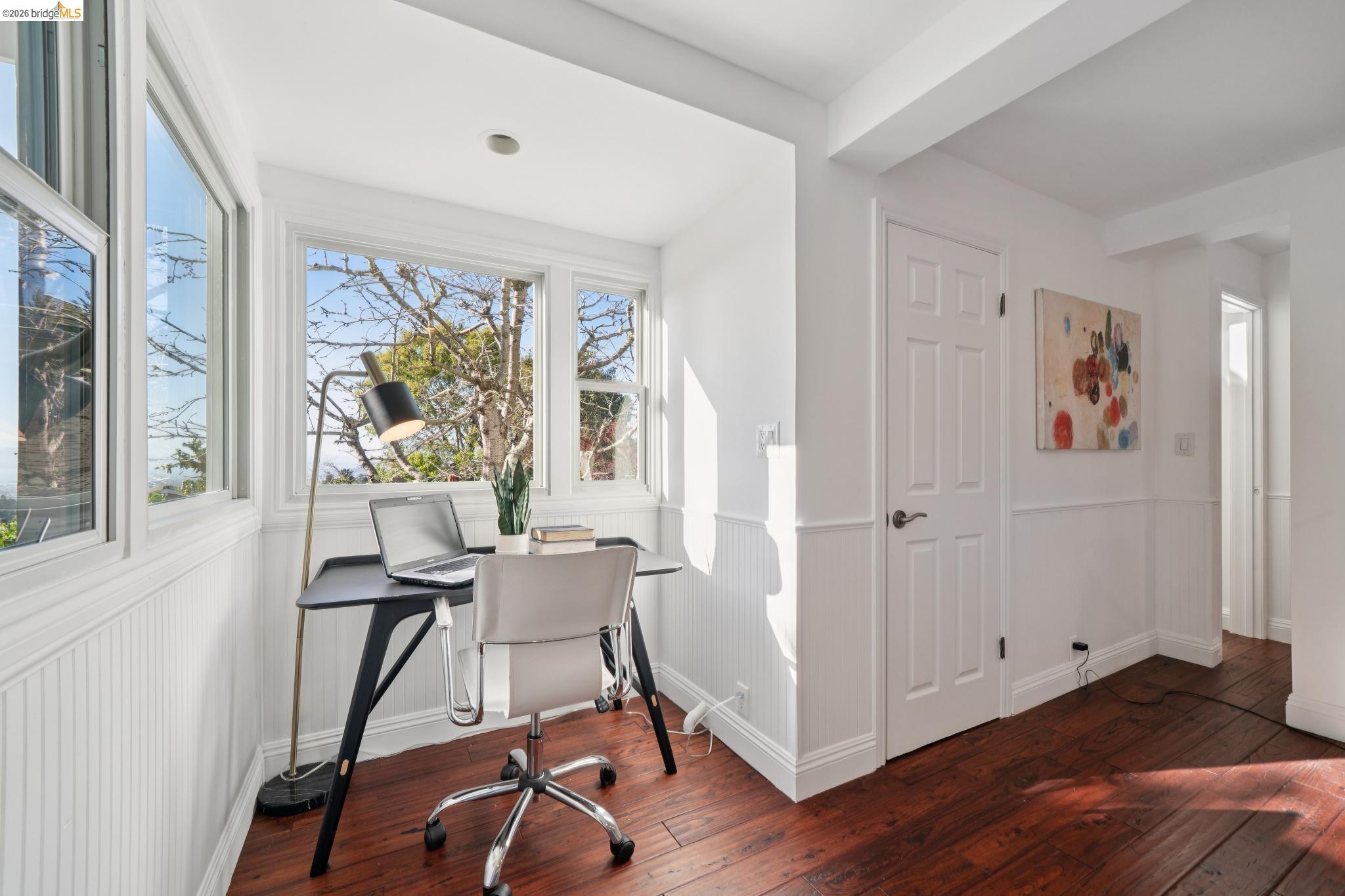 Detail Gallery Image 38 of 57 For 6411 Snake Road, Oakland,  CA 94611 - 3 Beds | 2 Baths