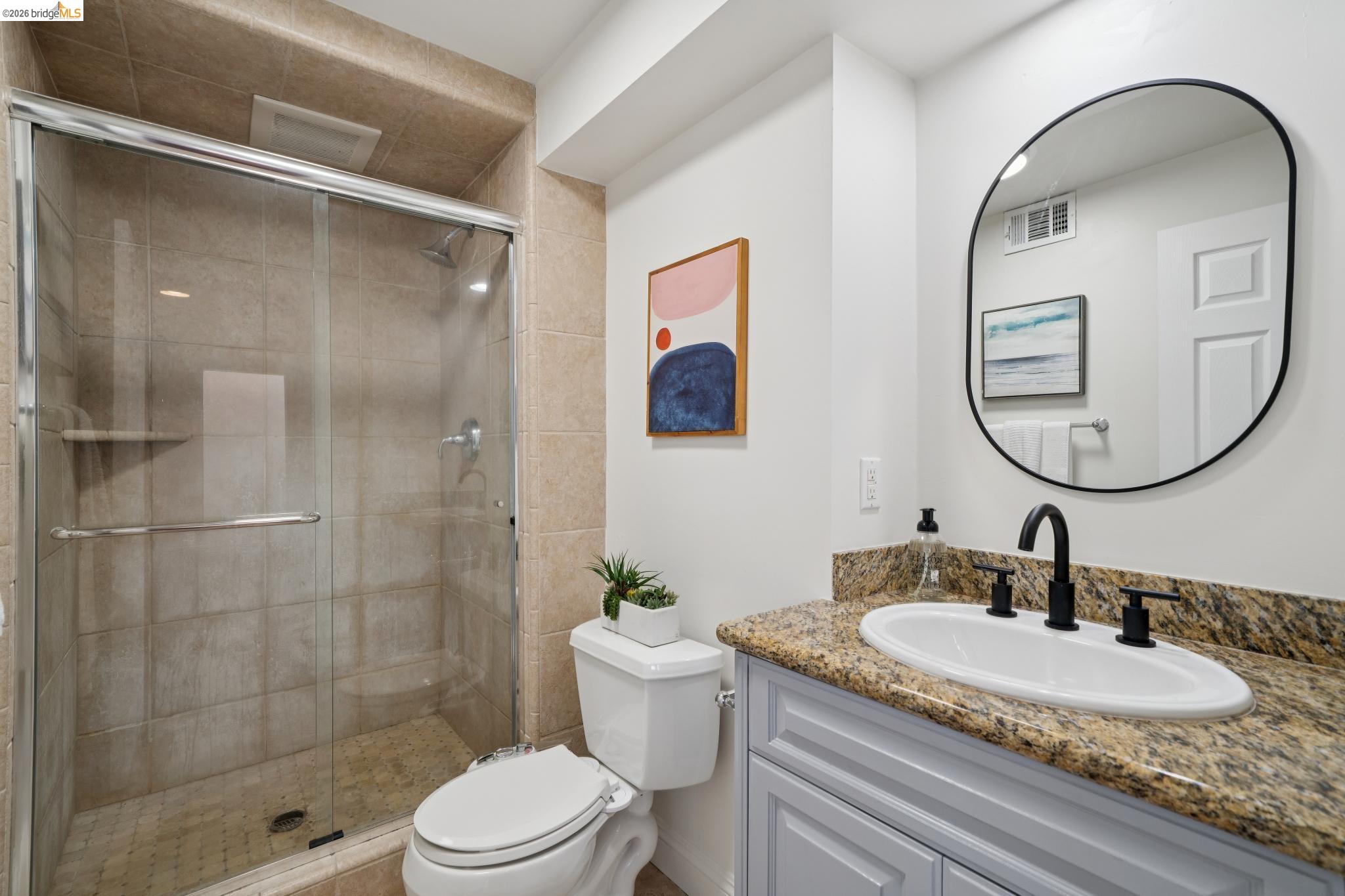 Detail Gallery Image 43 of 57 For 6411 Snake Road, Oakland,  CA 94611 - 3 Beds | 2 Baths