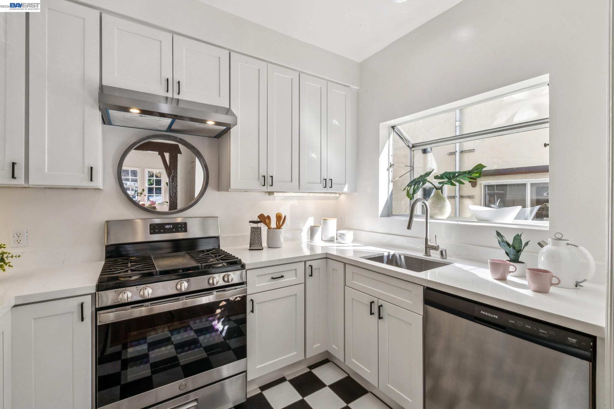 Photo #12: 41126023 Listing: Photo #12