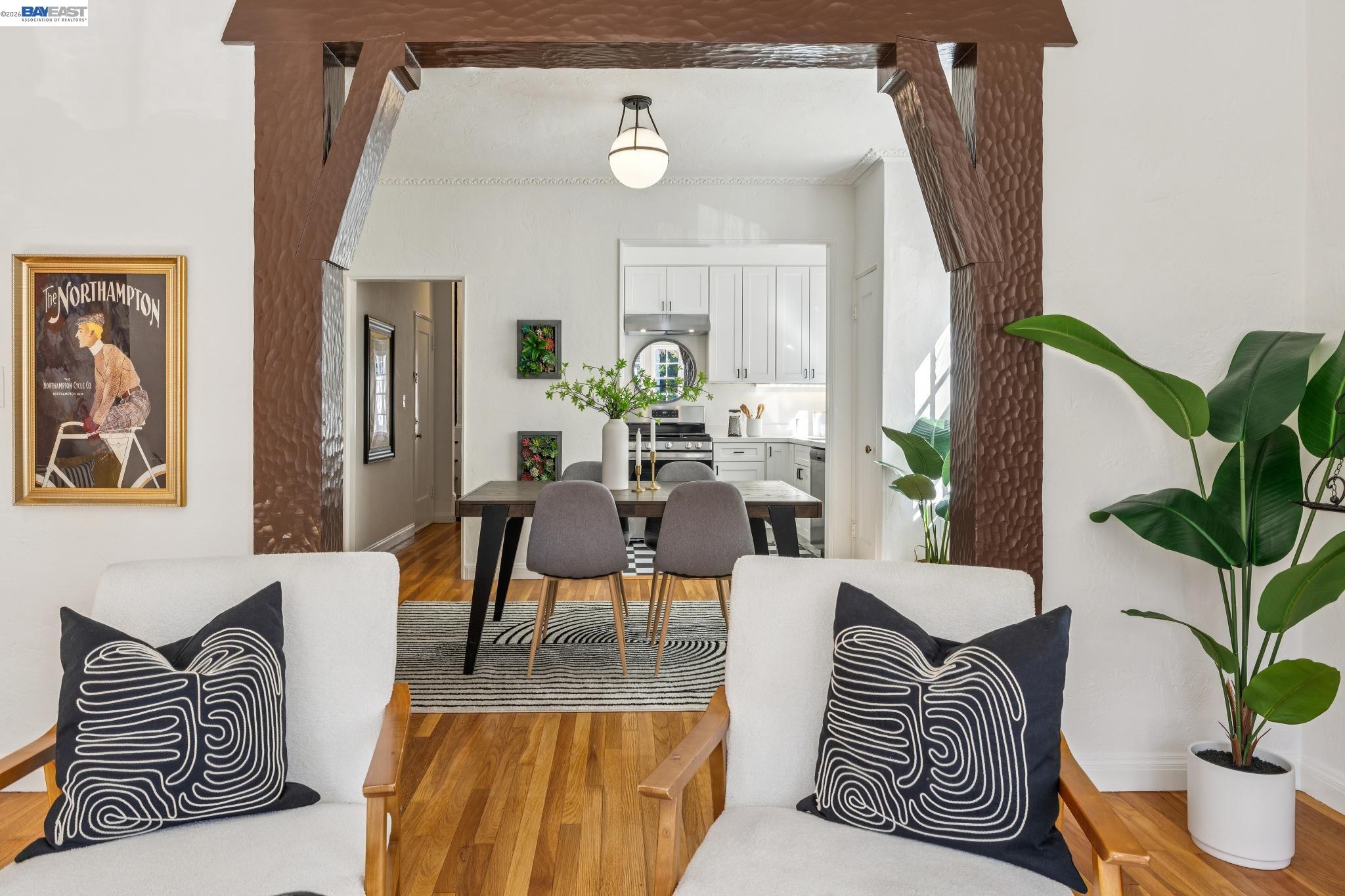 Photo #9: 41126023 Listing: Photo #9