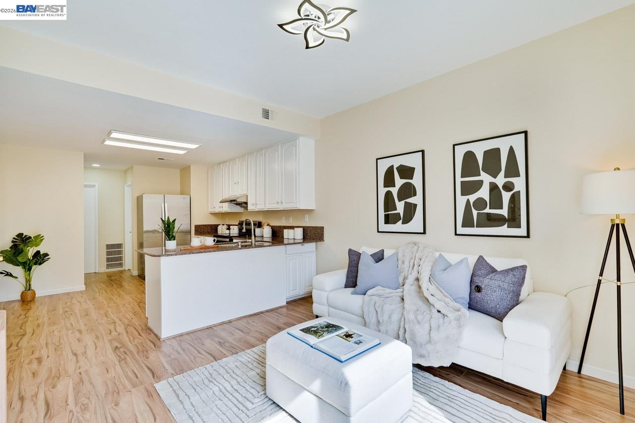 Detail Gallery Image 23 of 58 For 4691 Rousillon Ave, Fremont,  CA 94555 - 4 Beds | 2/1 Baths