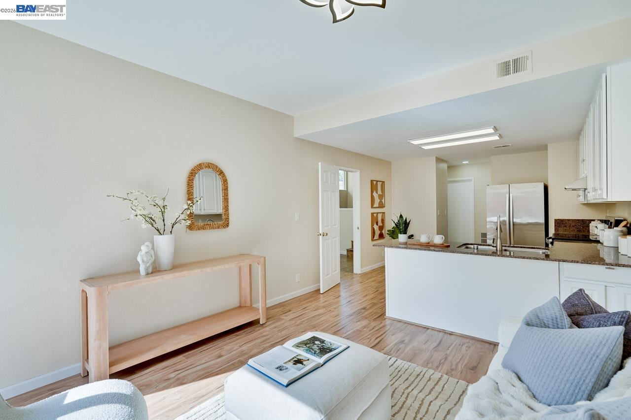 Detail Gallery Image 24 of 58 For 4691 Rousillon Ave, Fremont,  CA 94555 - 4 Beds | 2/1 Baths