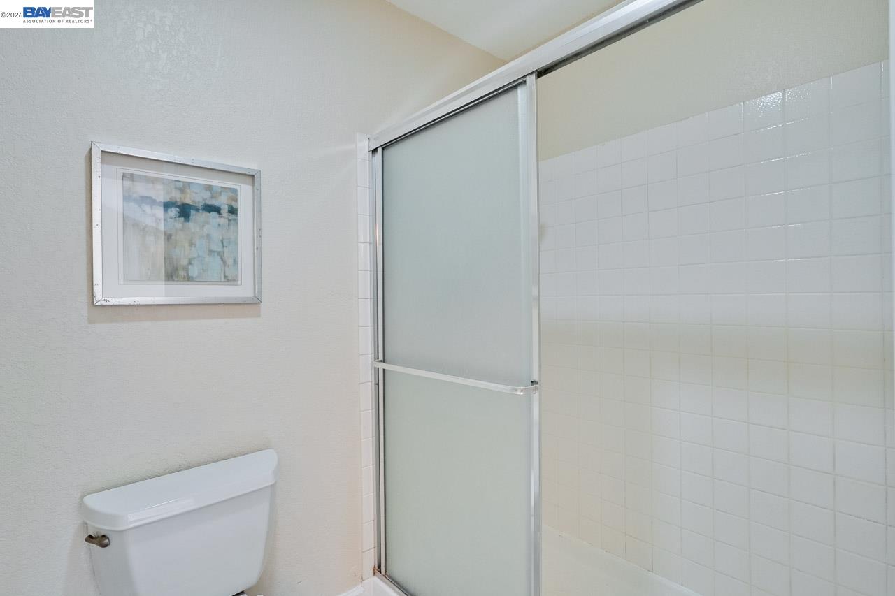 Detail Gallery Image 33 of 58 For 4691 Rousillon Ave, Fremont,  CA 94555 - 4 Beds | 2/1 Baths
