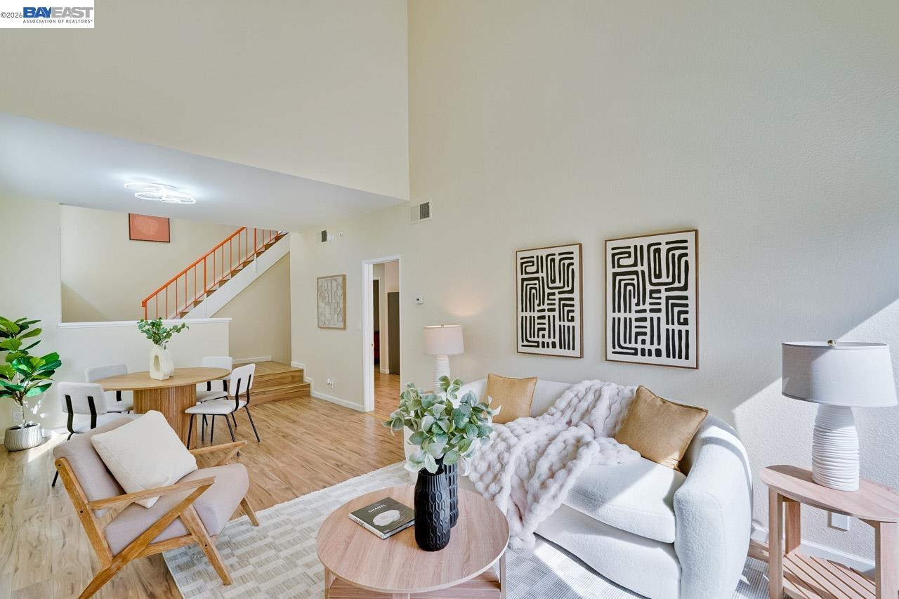 Detail Gallery Image 6 of 58 For 4691 Rousillon Ave, Fremont,  CA 94555 - 4 Beds | 2/1 Baths