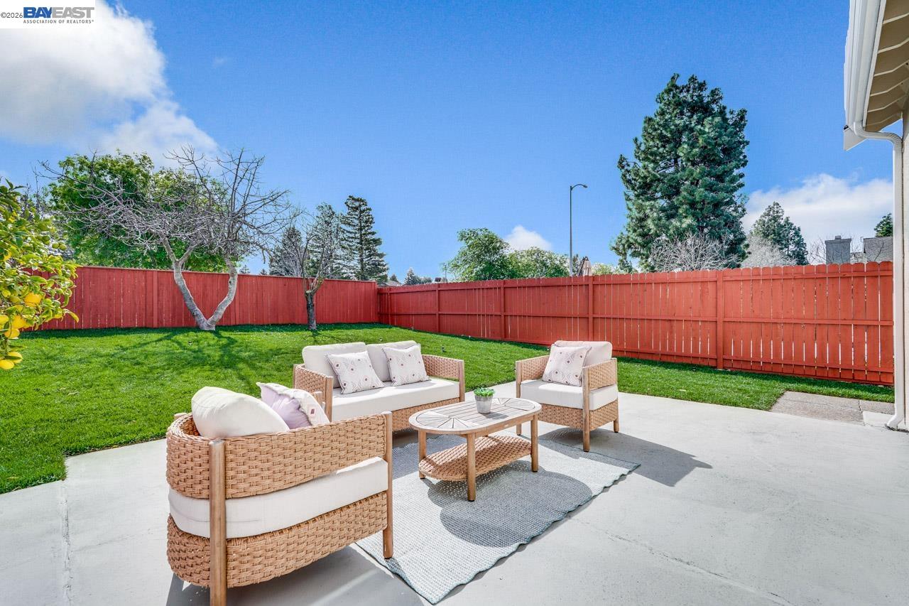 Detail Gallery Image 54 of 58 For 4691 Rousillon Ave, Fremont,  CA 94555 - 4 Beds | 2/1 Baths