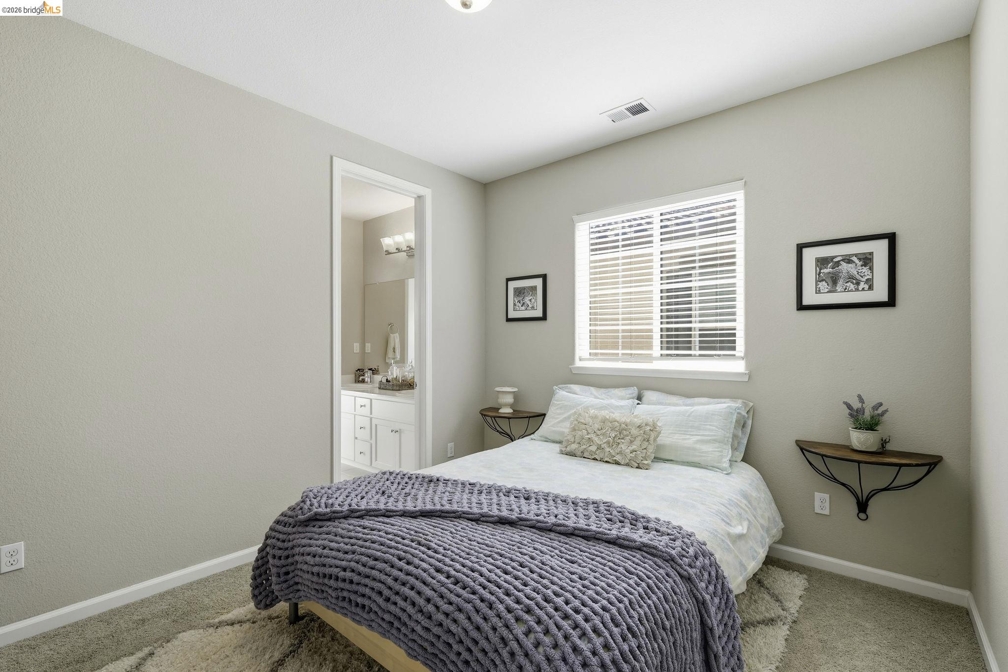 Detail Gallery Image 23 of 38 For 369 Parkfield Way, Oakley,  CA 94561 - 5 Beds | 4 Baths