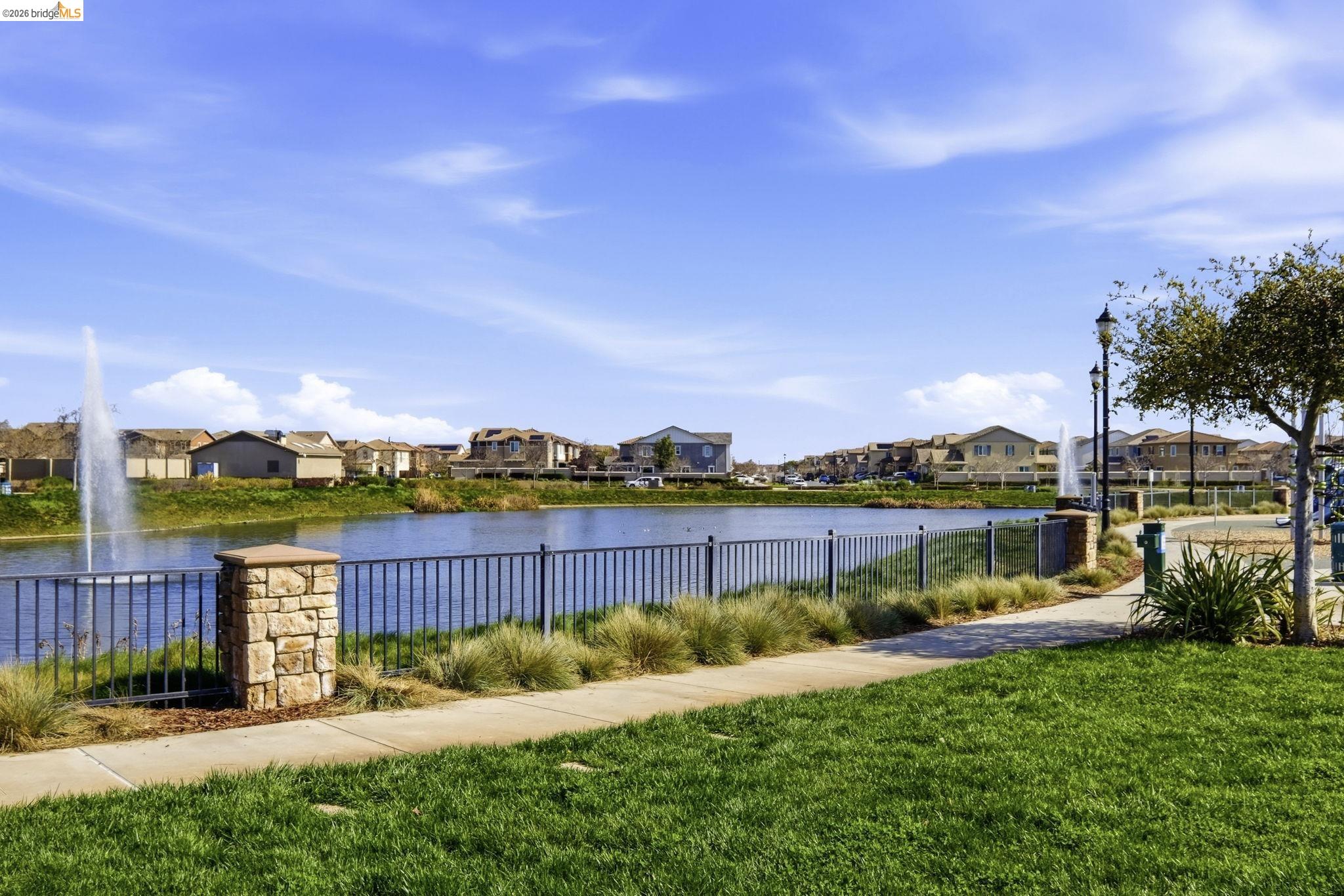 Detail Gallery Image 37 of 38 For 369 Parkfield Way, Oakley,  CA 94561 - 5 Beds | 4 Baths