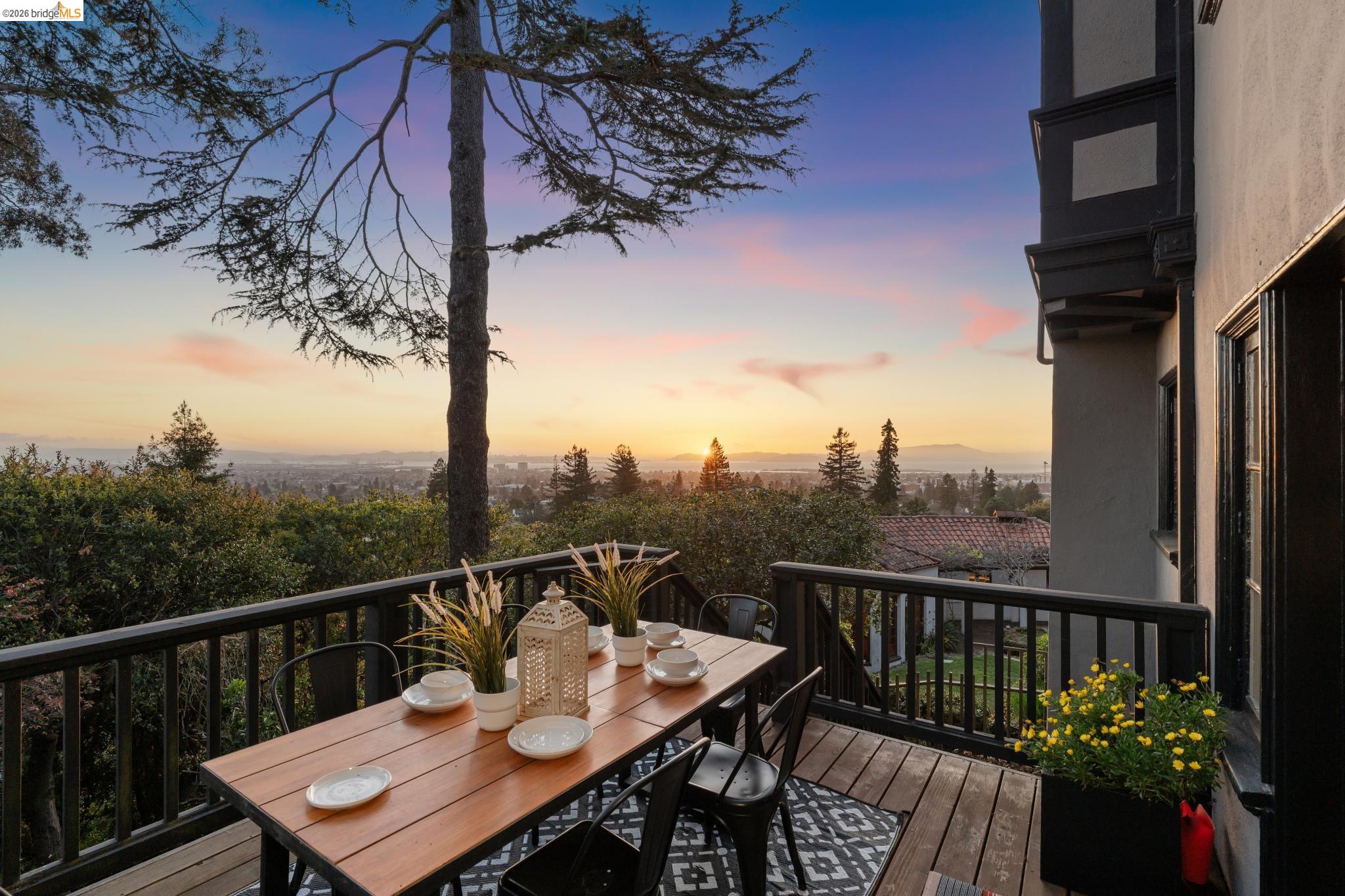 Detail Gallery Image 58 of 60 For 190 Stonewall Road, Berkeley,  CA 94705 - 4 Beds | 3/1 Baths