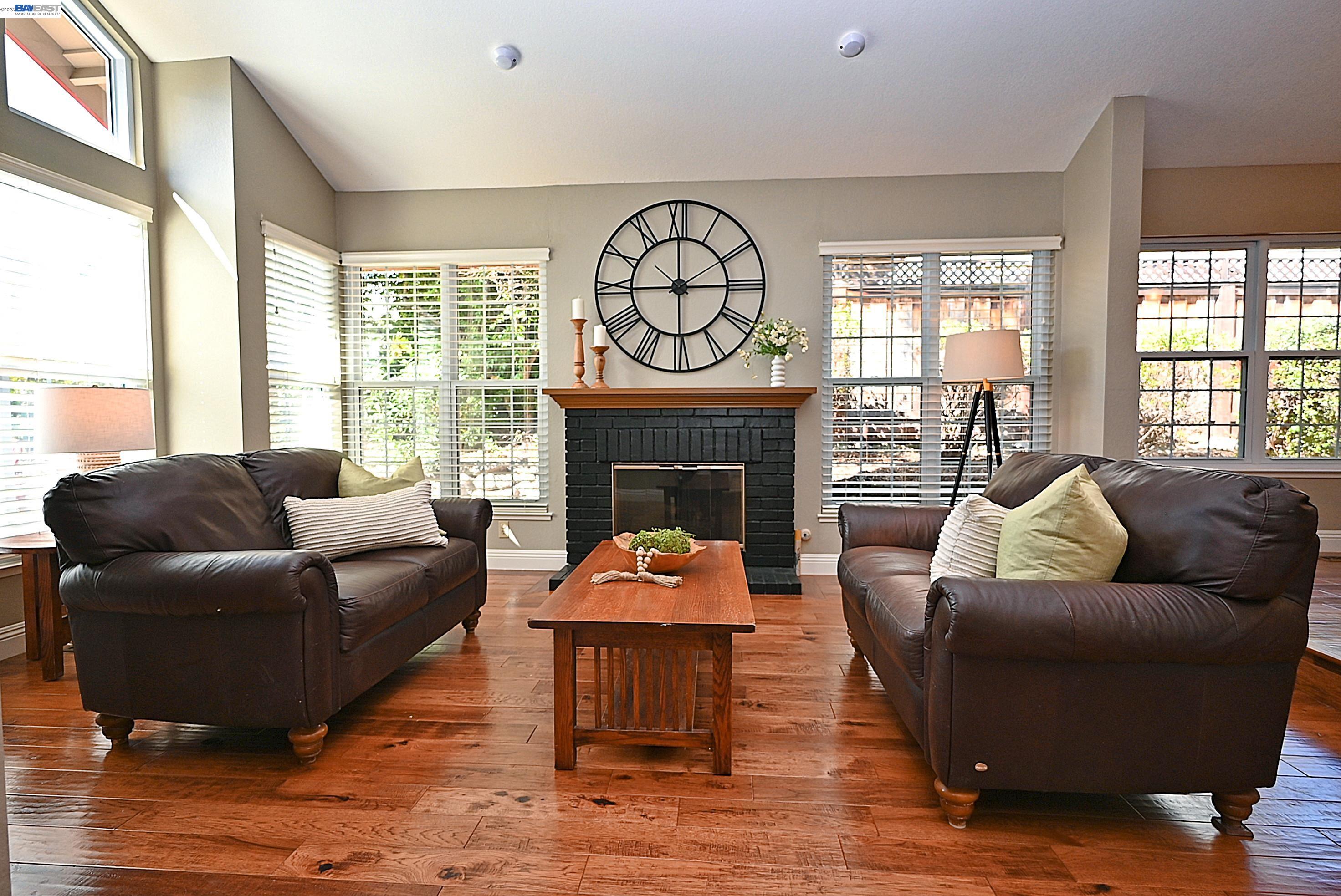 Detail Gallery Image 16 of 43 For 8133 via Zapata, Dublin,  CA 94568 - 4 Beds | 2 Baths