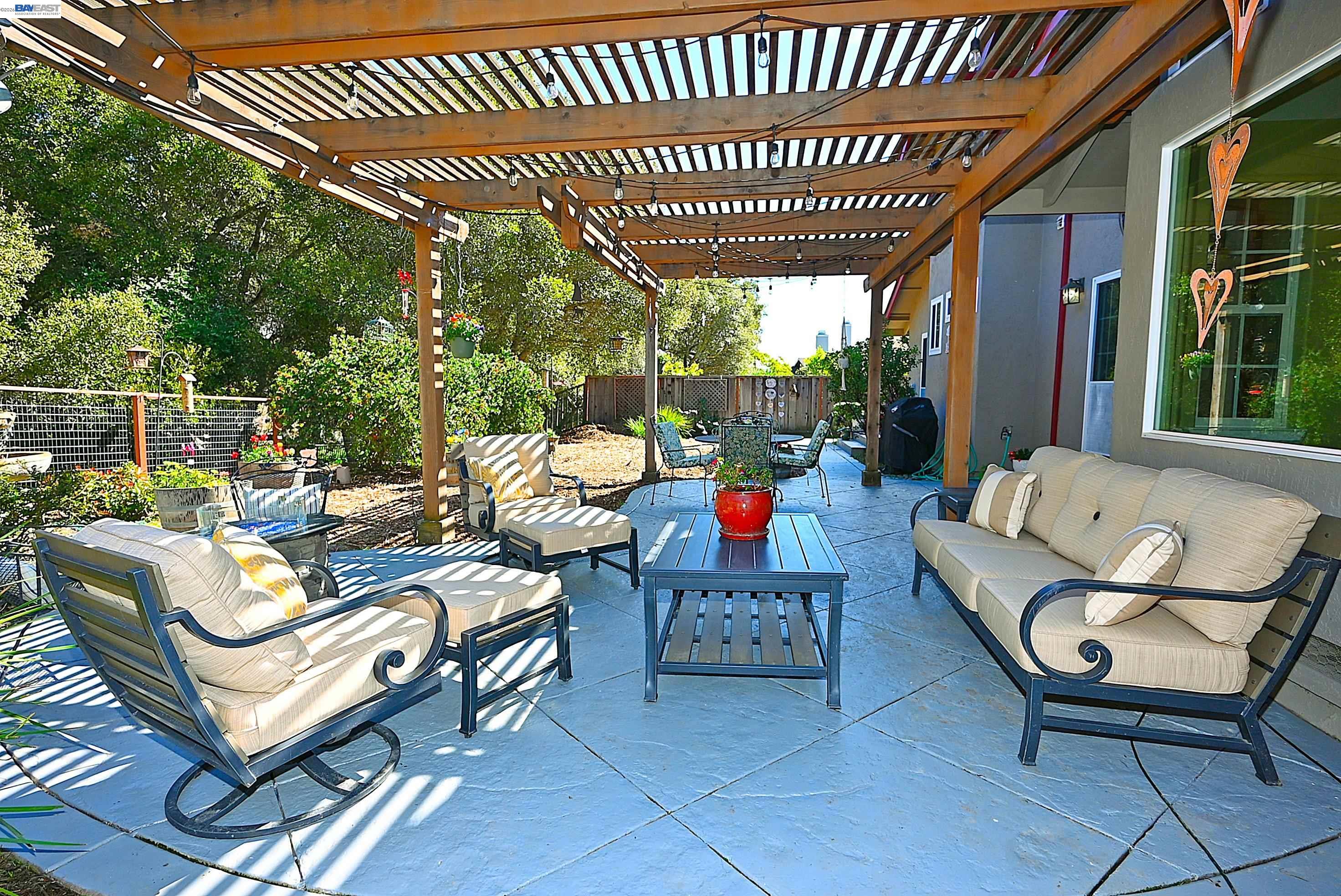 Detail Gallery Image 28 of 43 For 8133 via Zapata, Dublin,  CA 94568 - 4 Beds | 2 Baths