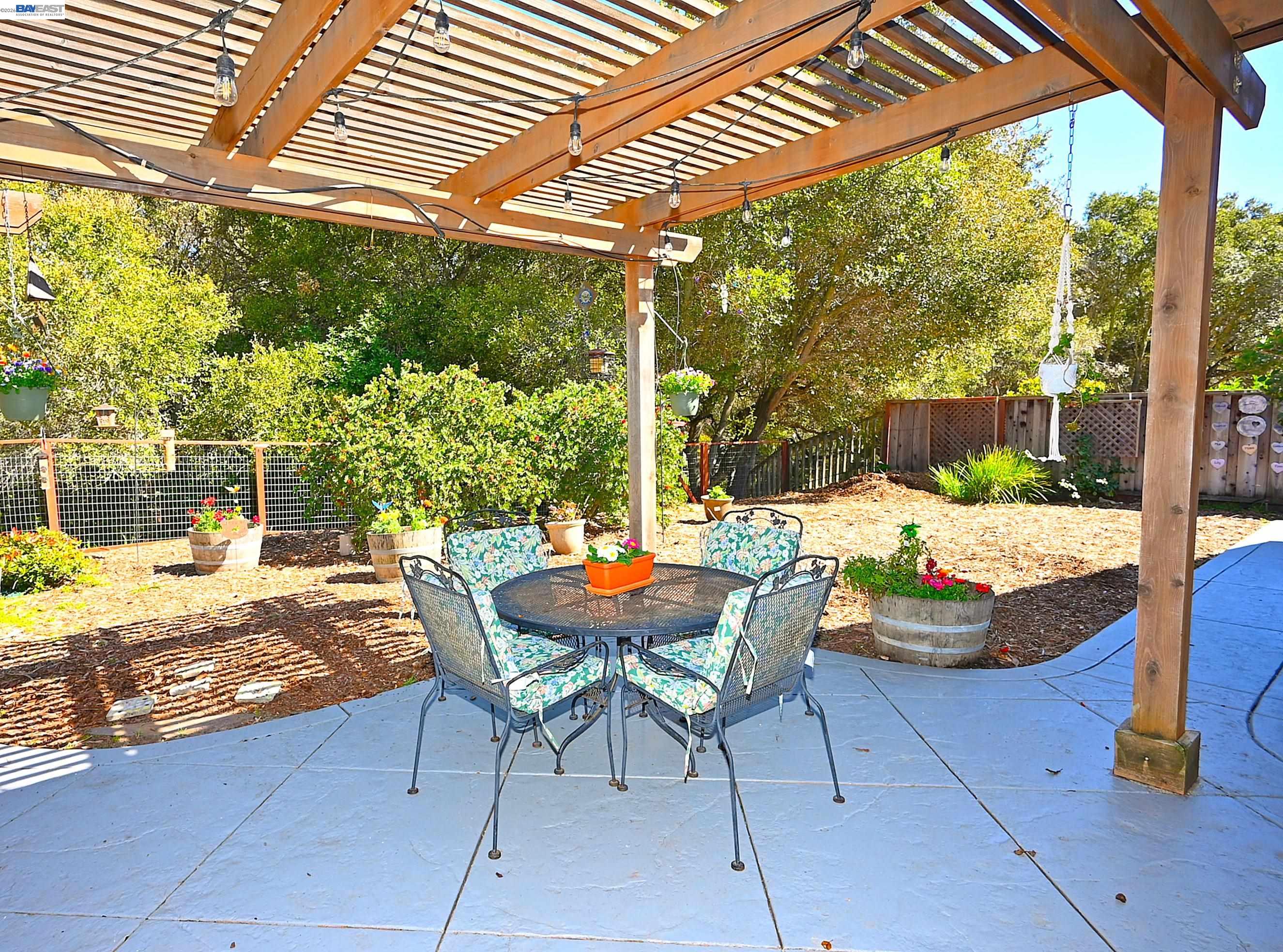 Detail Gallery Image 30 of 43 For 8133 via Zapata, Dublin,  CA 94568 - 4 Beds | 2 Baths