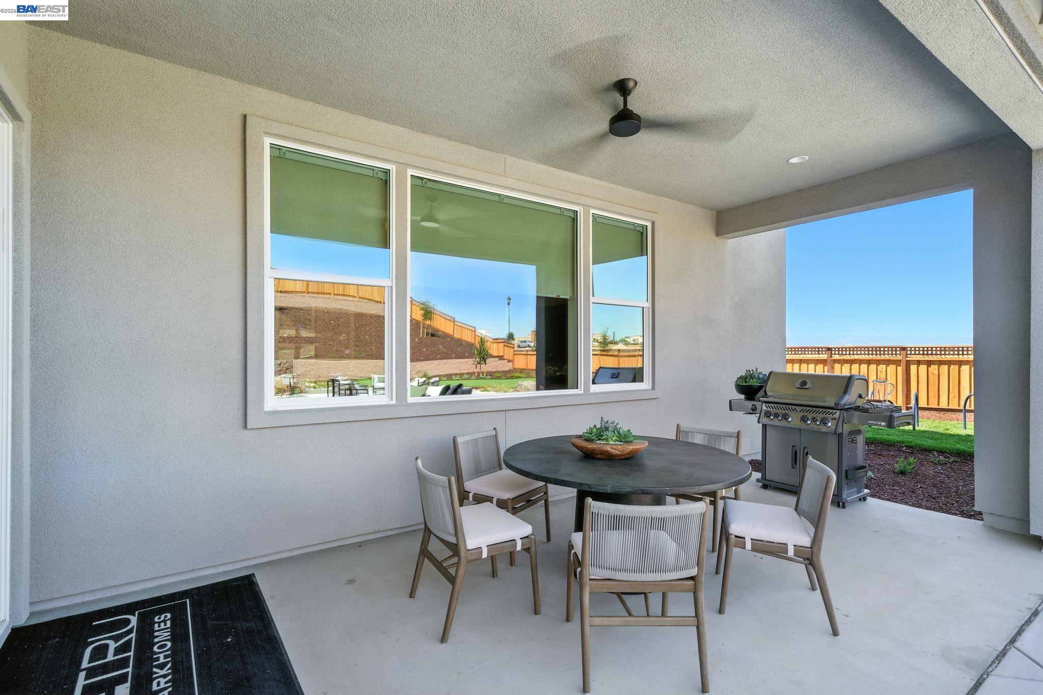 Detail Gallery Image 13 of 55 For 1658 Wren Street, Dublin,  CA 94568 - 5 Beds | 5/2 Baths